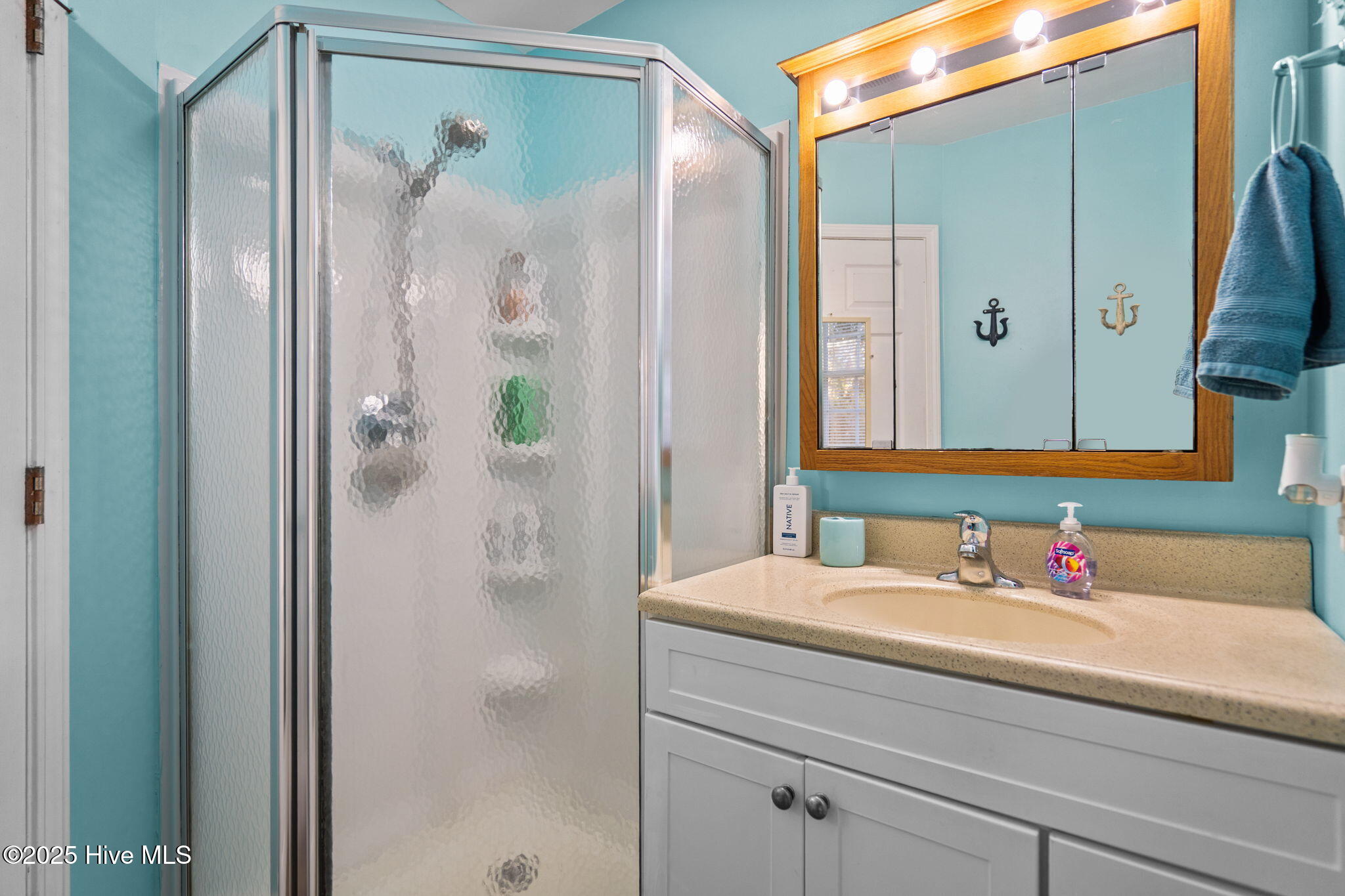 100537146 | Photo 24