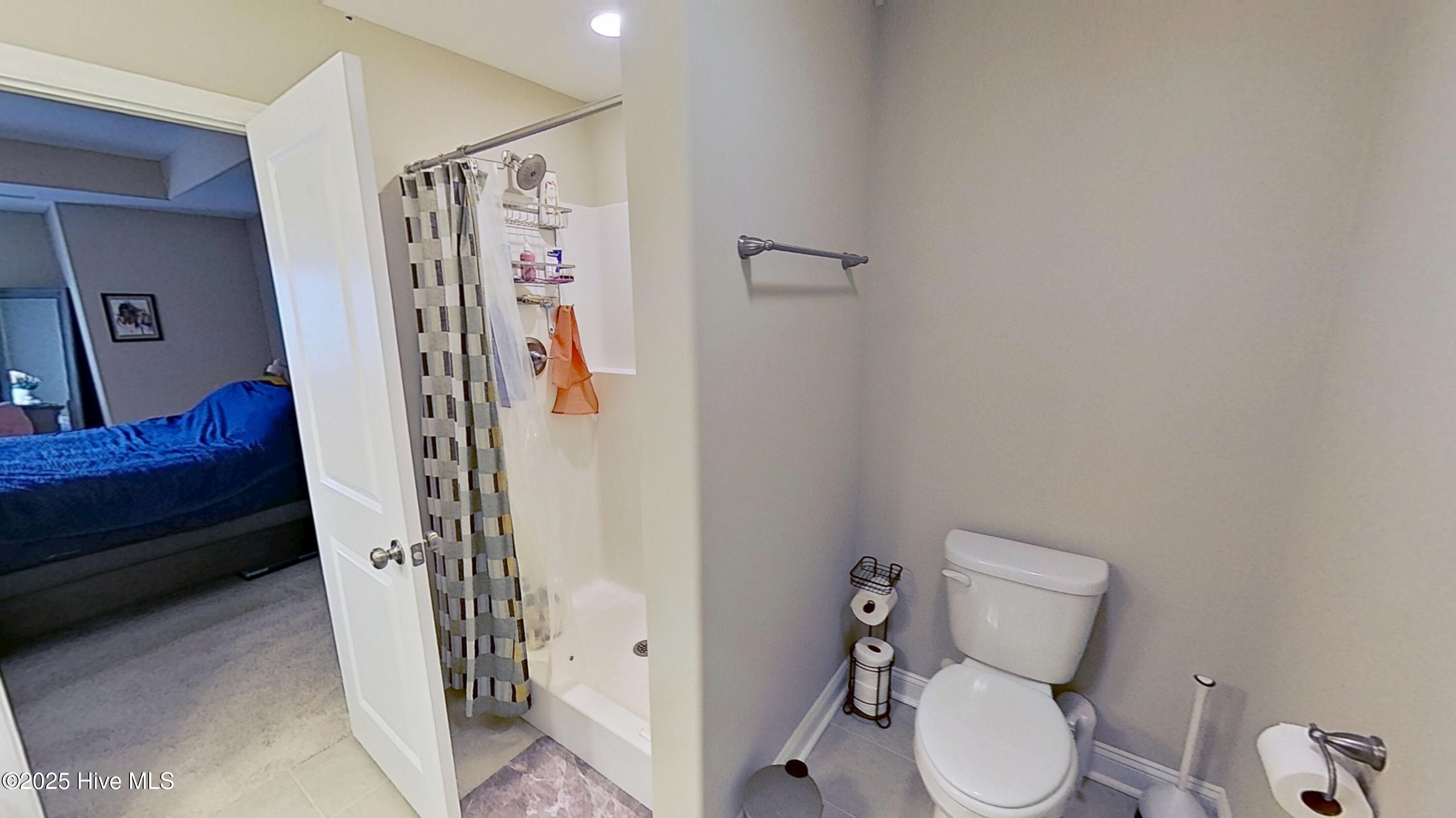 100567217 | Photo 17