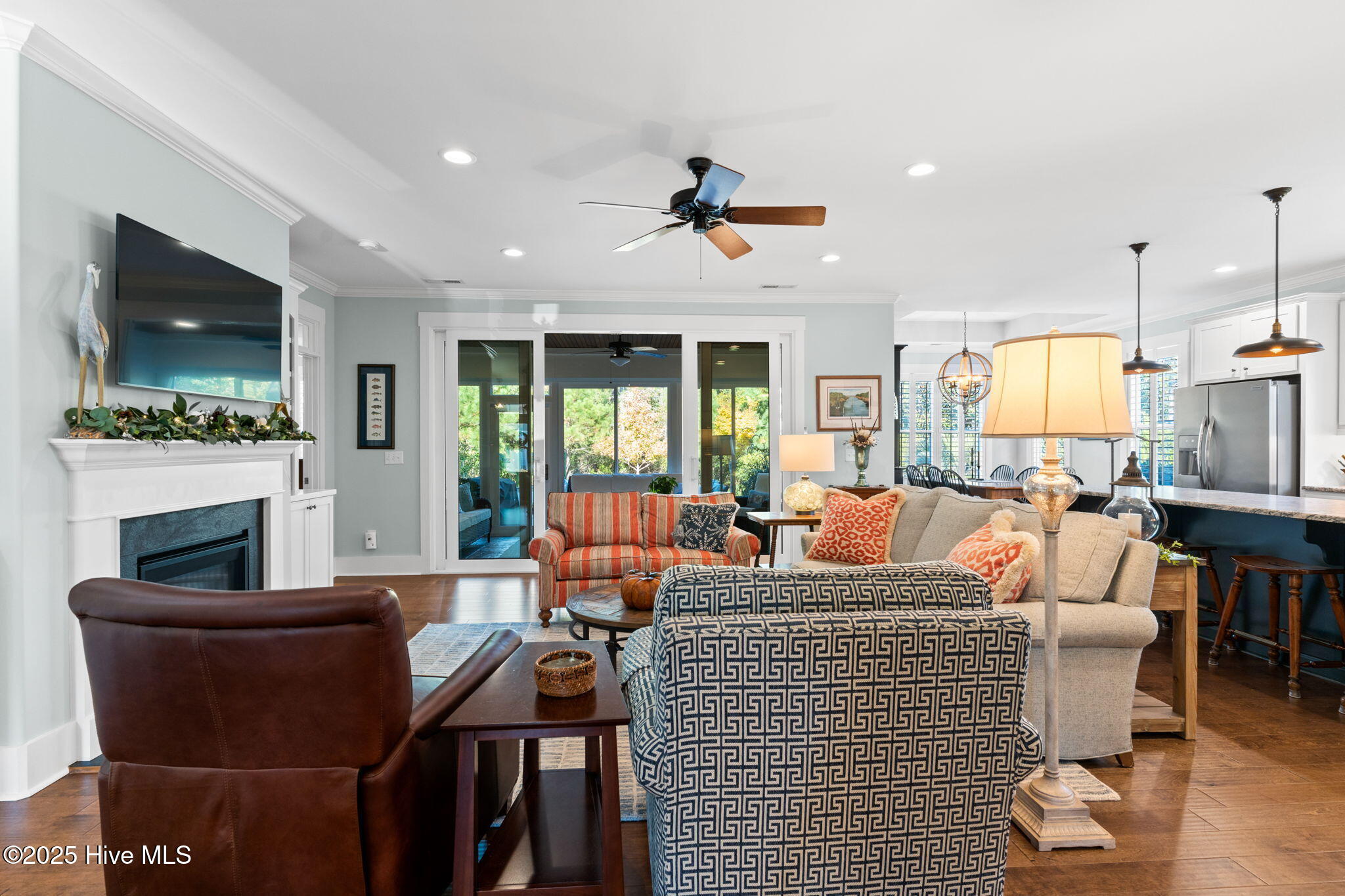 100539203 | Photo 13