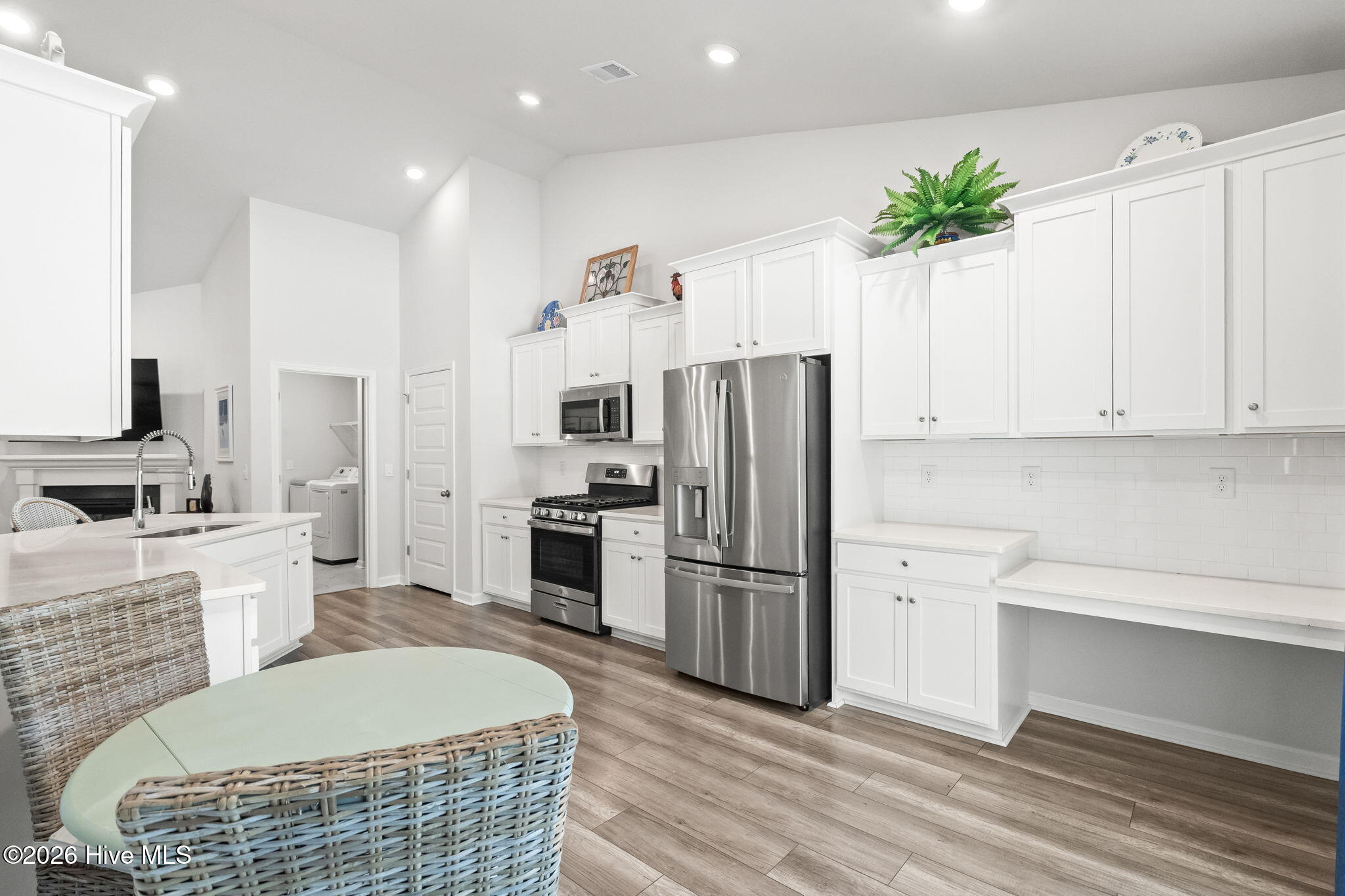 100552954 | Photo 17