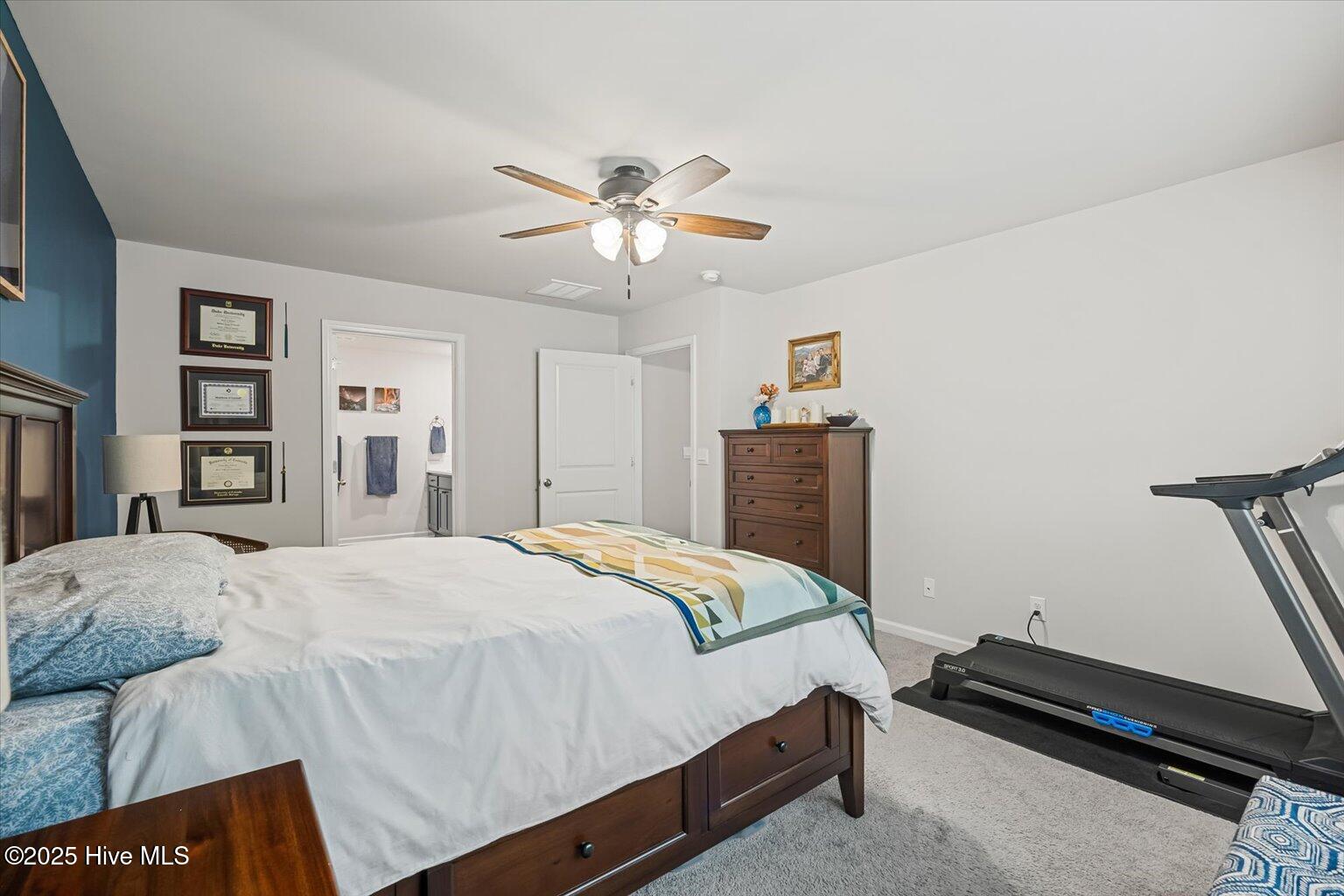 100525713 | Photo 23