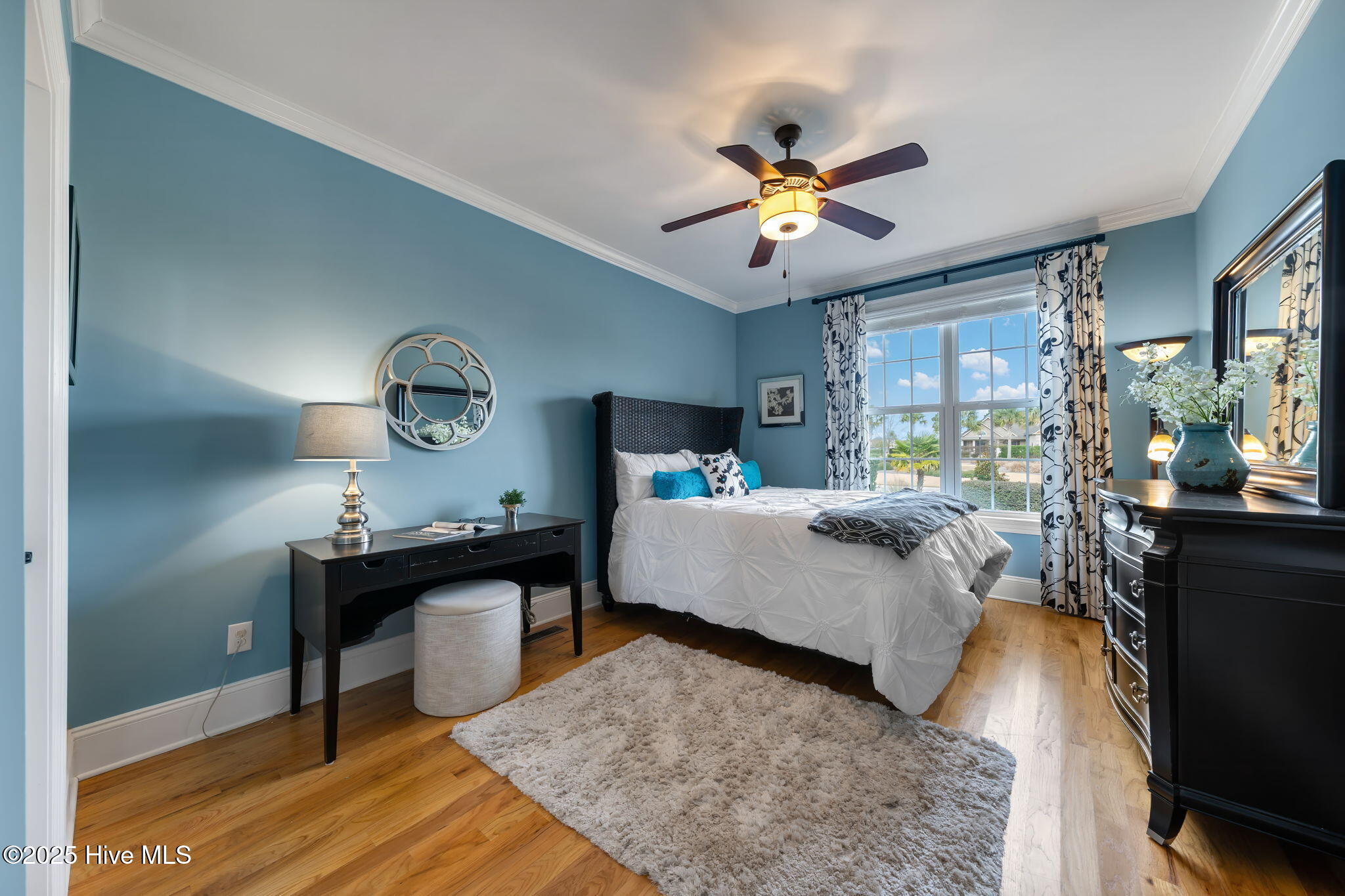 100544684 | Photo 38