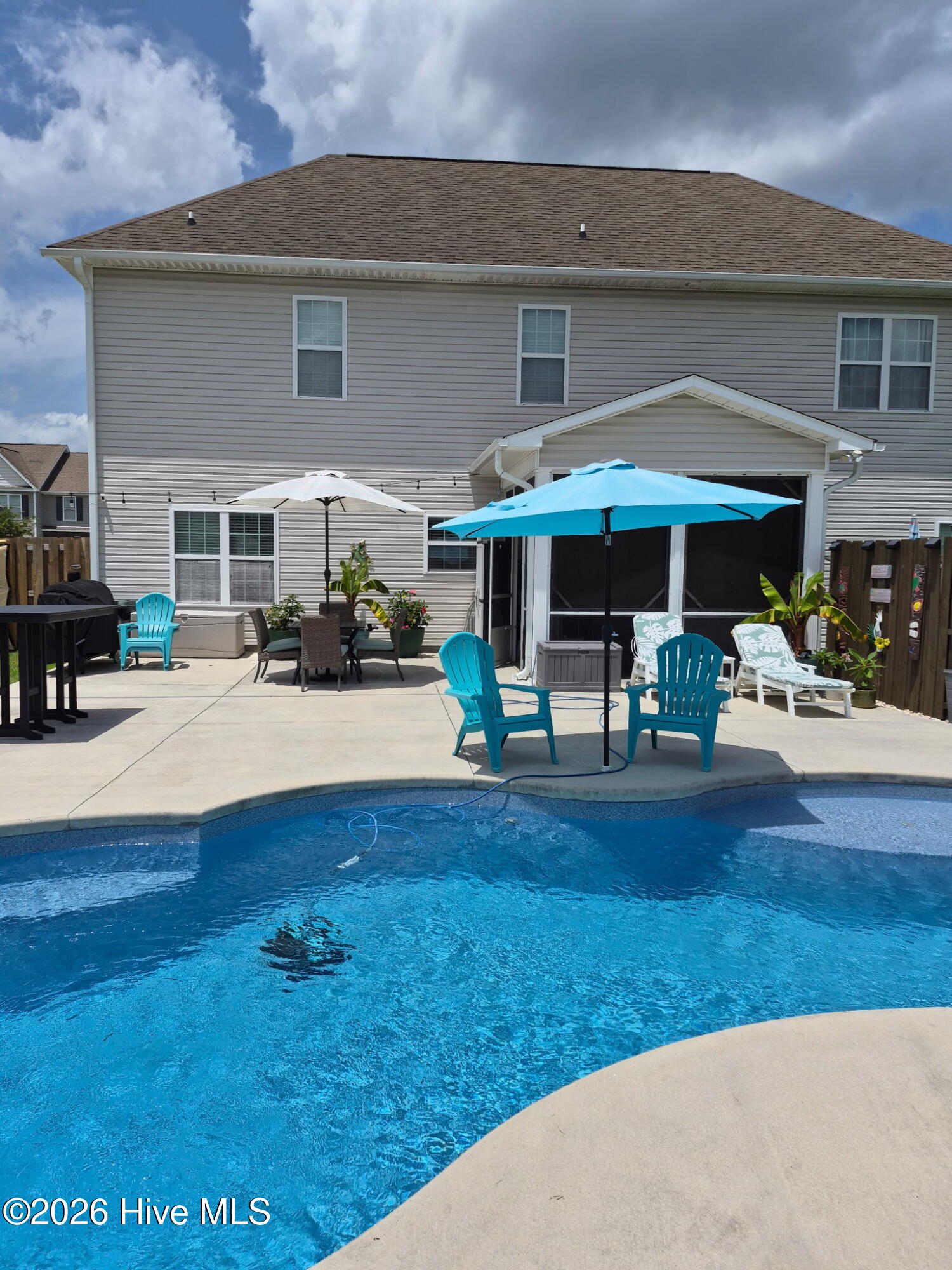 512 Louvre Lane,Jacksonville
