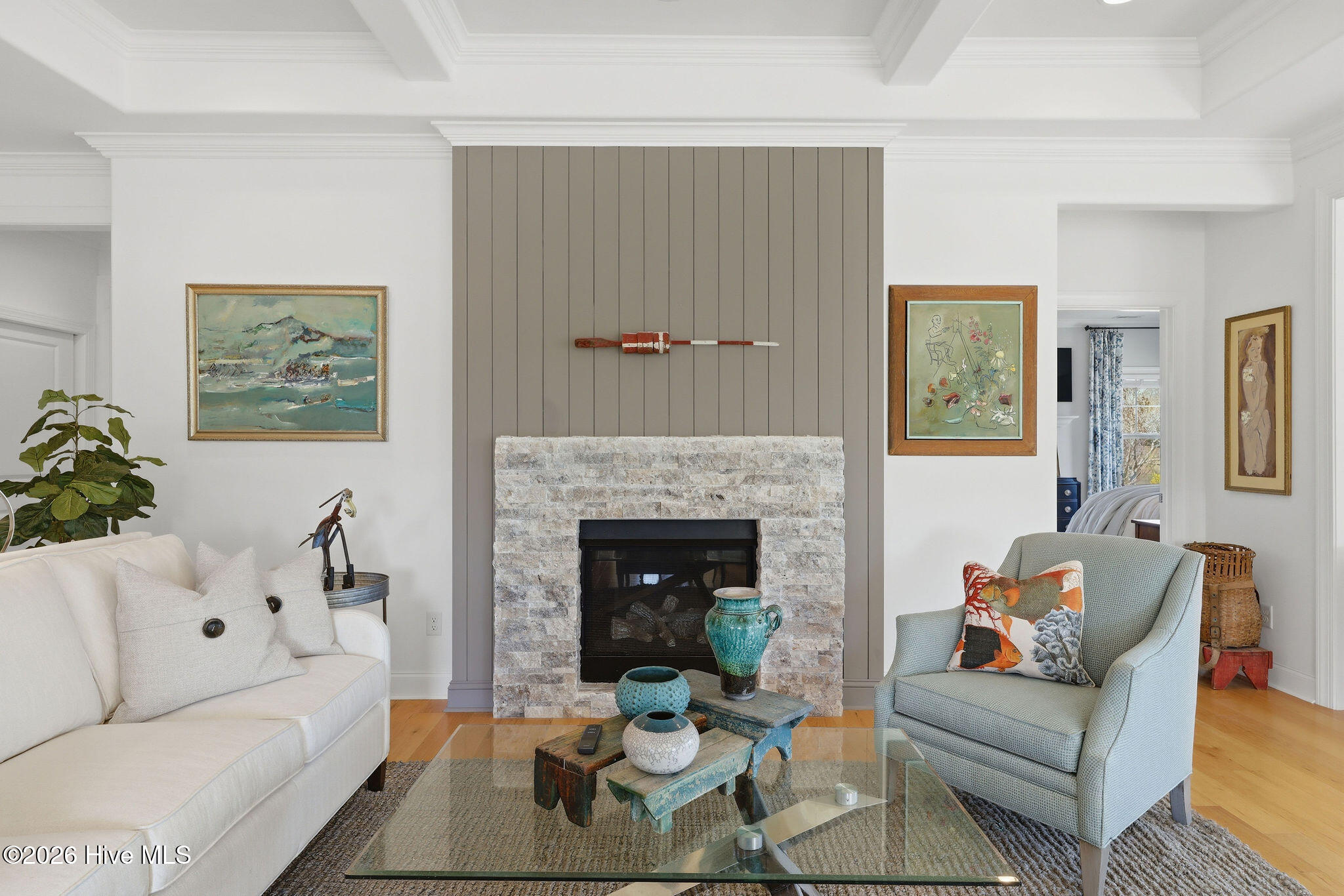 100561215 | Photo 19