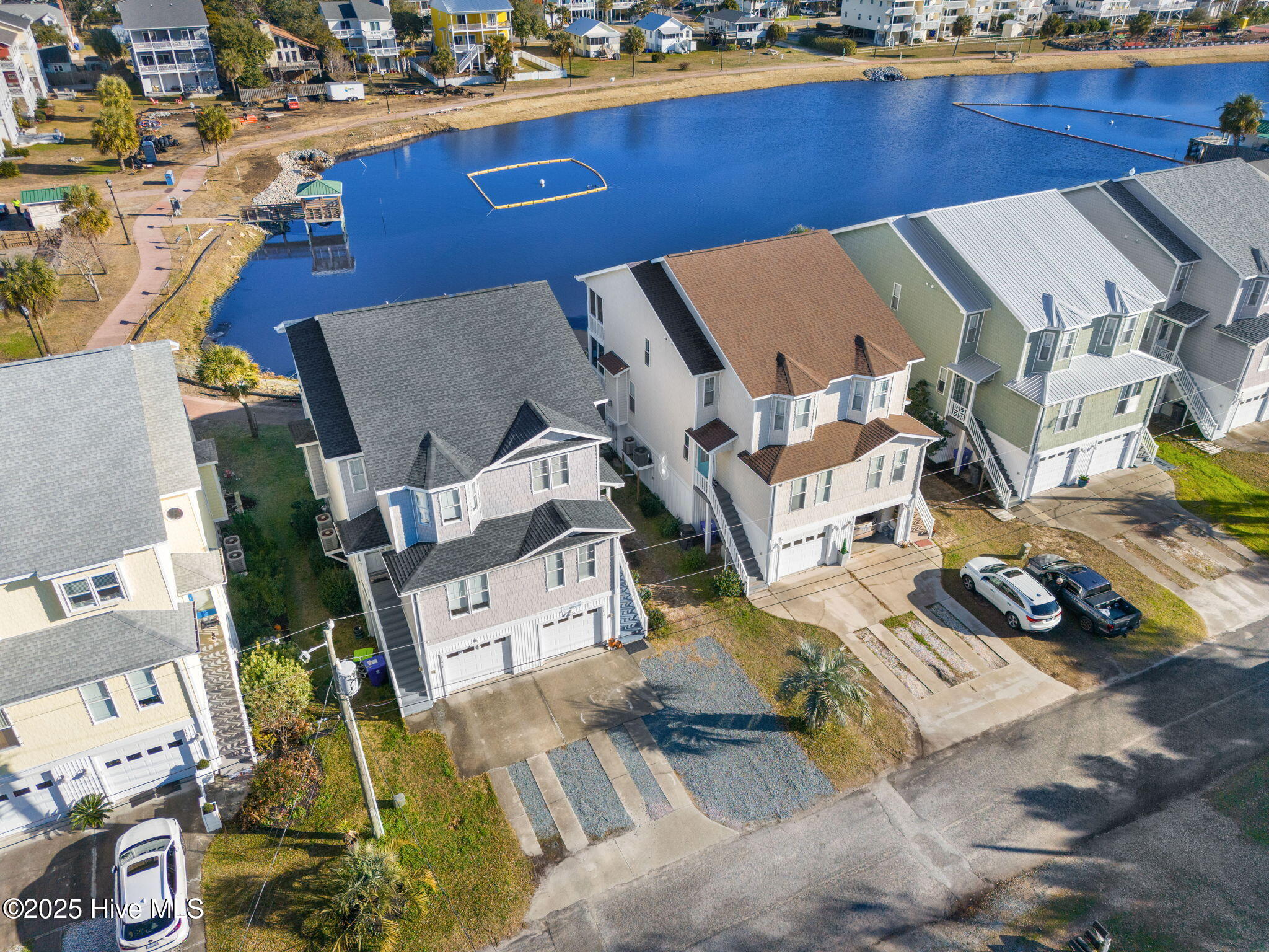 100526205 | Photo 18