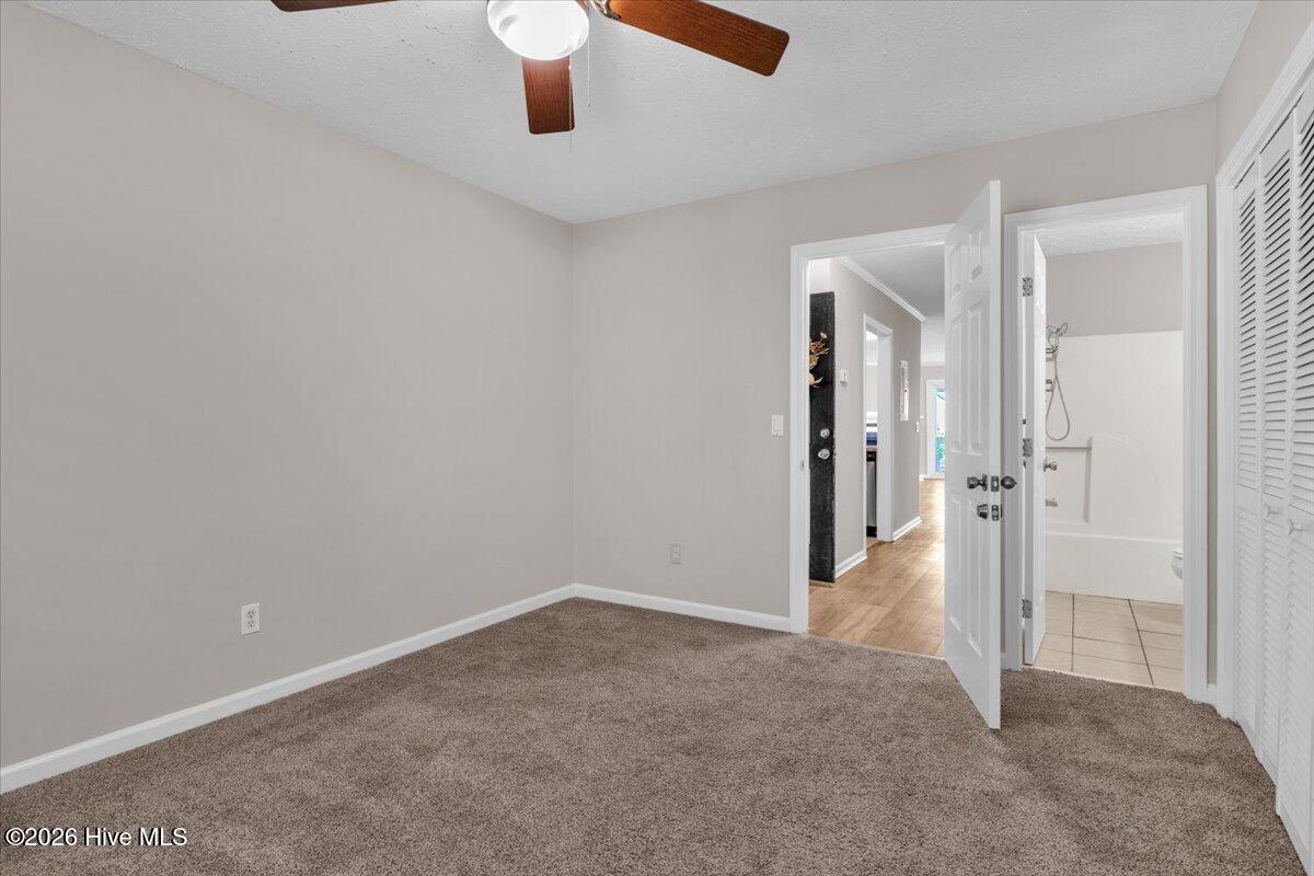 100568234 | Photo 28