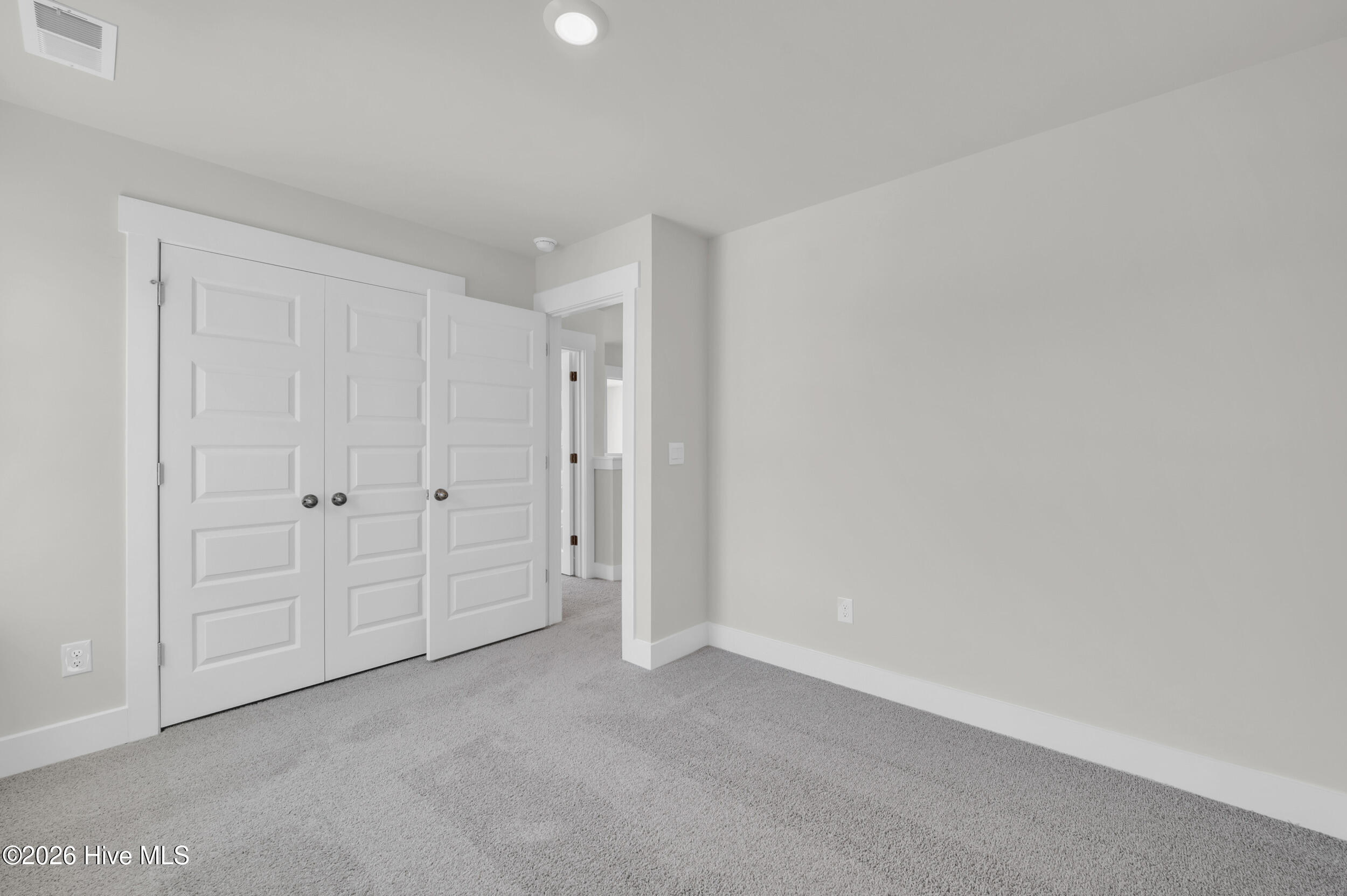 100539457 | Photo 19