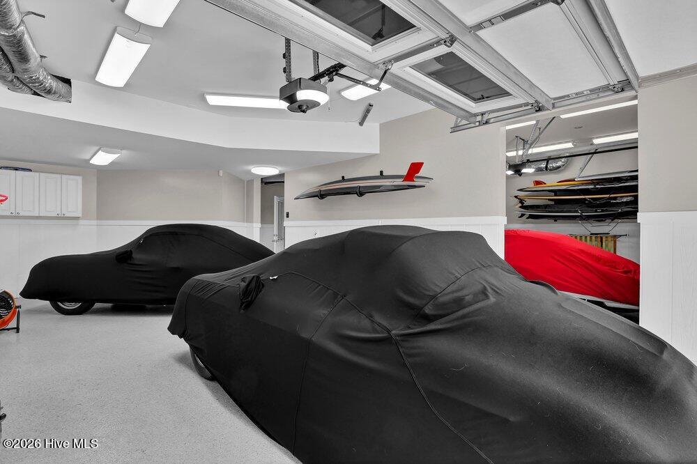 100559715 | Photo 55