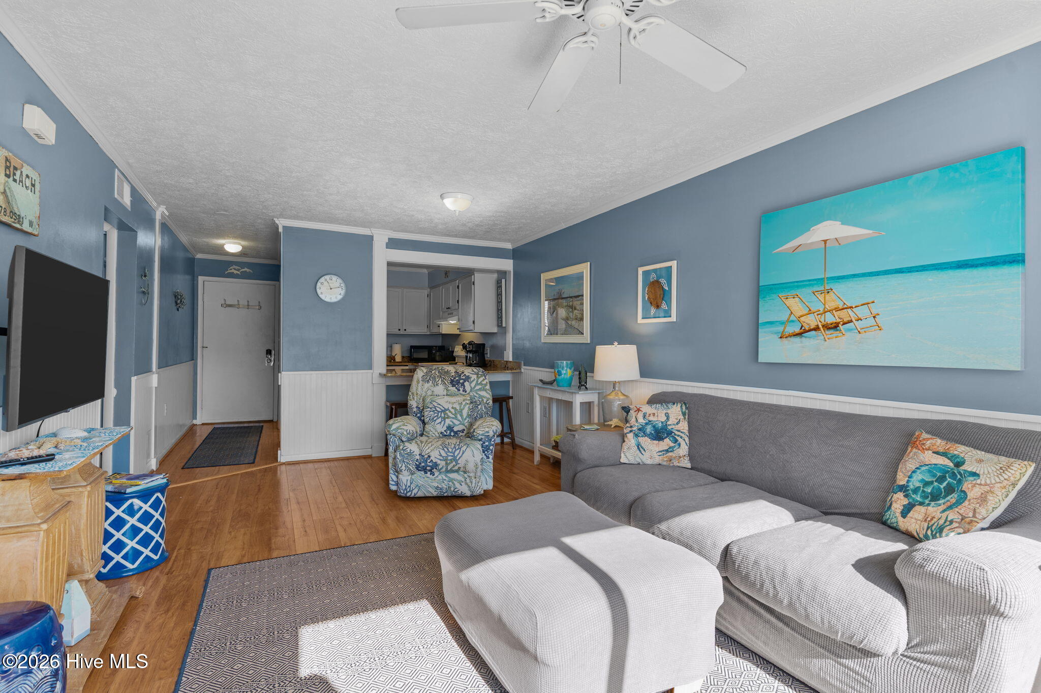 100550399 | Photo 23