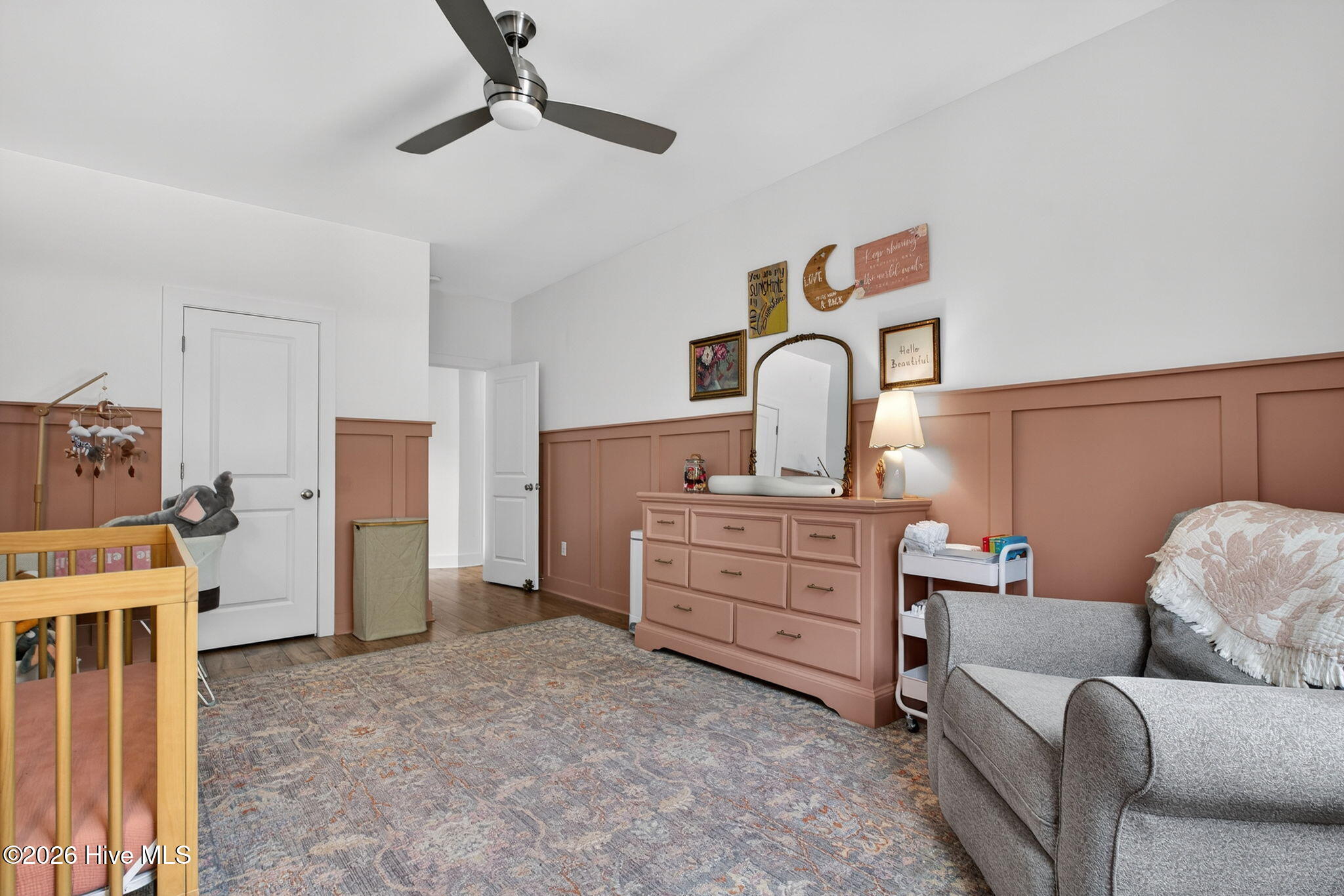 100559815 | Photo 44