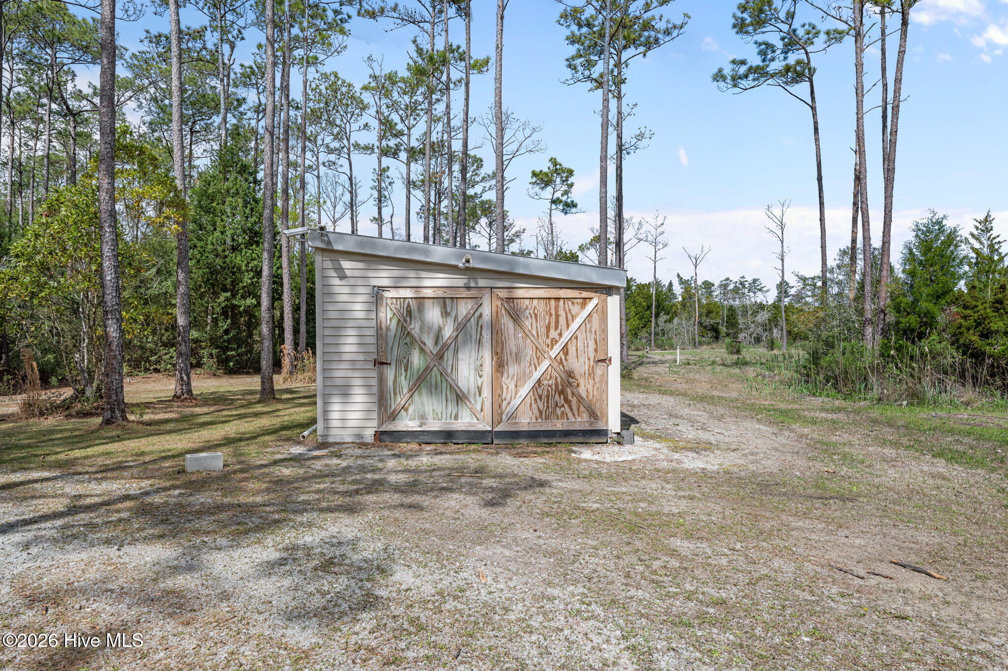 7569 Florence Road,Merritt