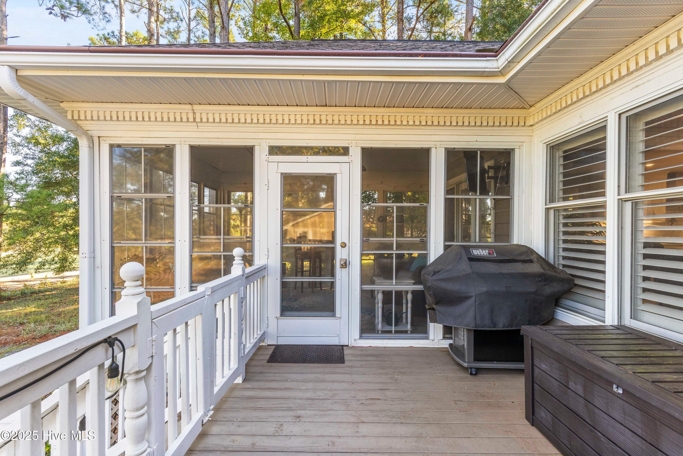 100541772 | Photo 42