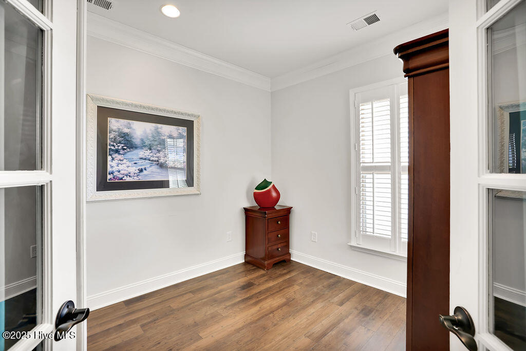 100546286 | Photo 27