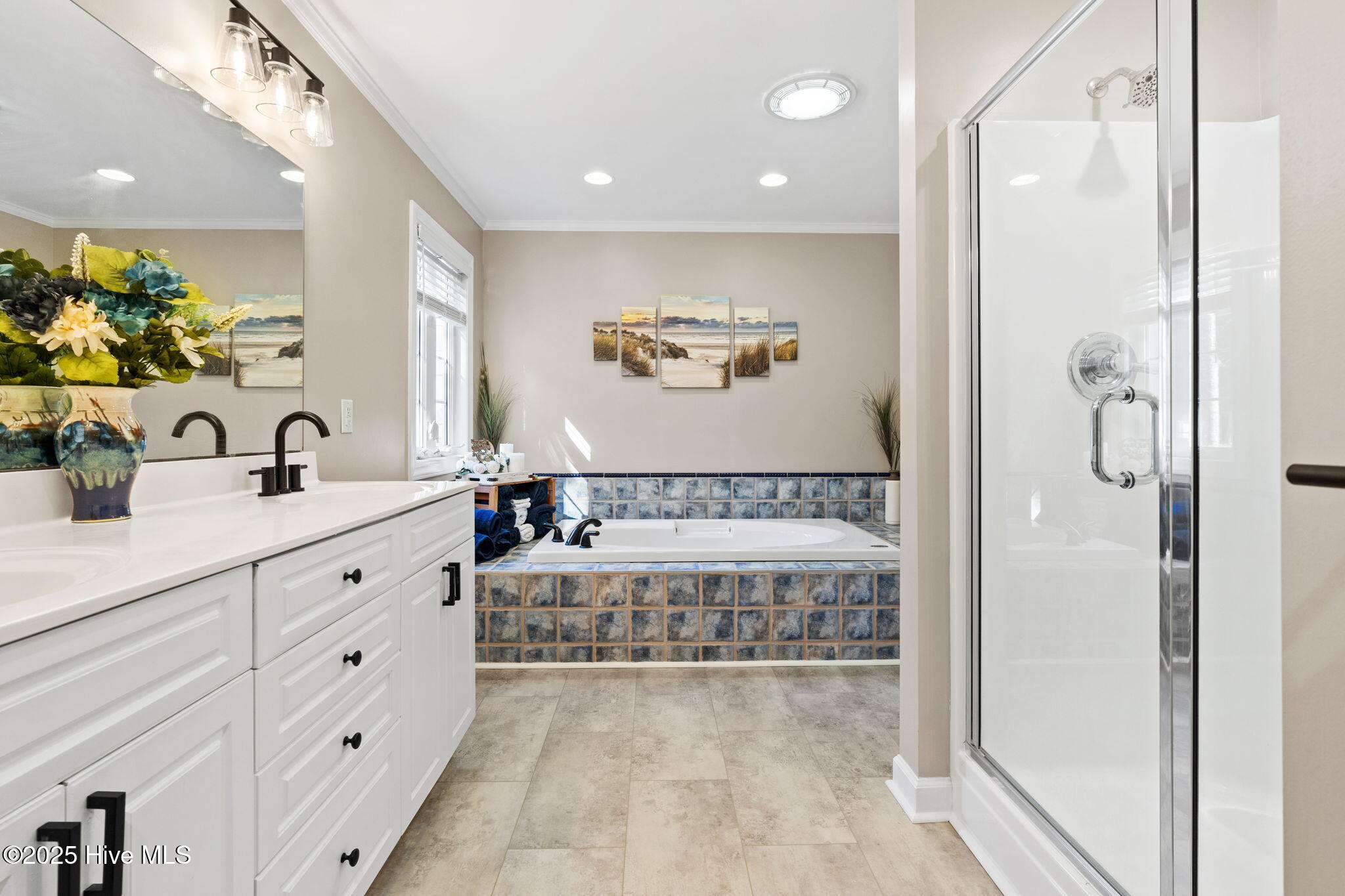 100537506 | Photo 31