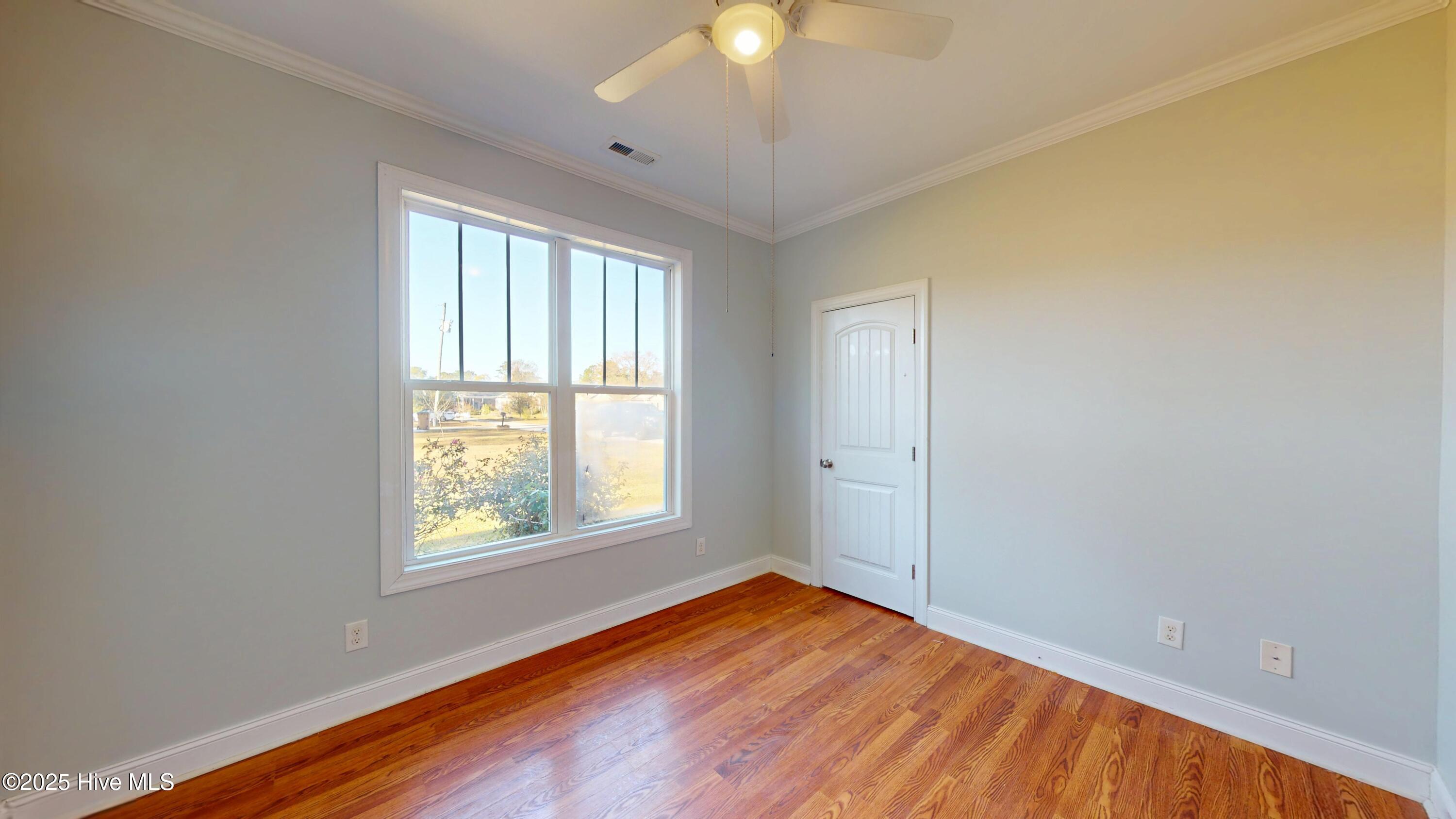 119 Boysenberry Fields Road, Maple Hill, NC 28454 – photo 14: 119-Boysenberry-11142025_173311