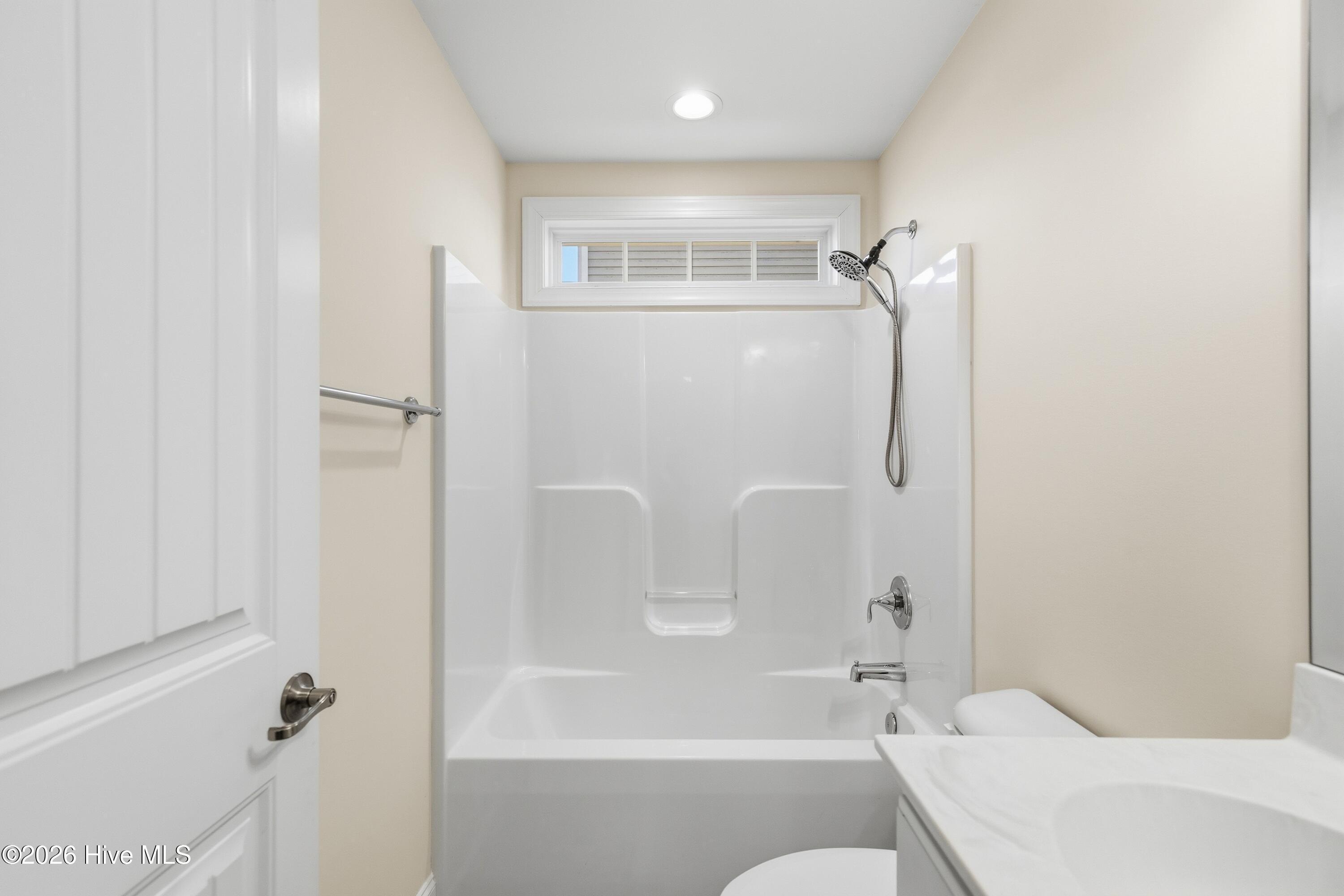 100555547 | Photo 47