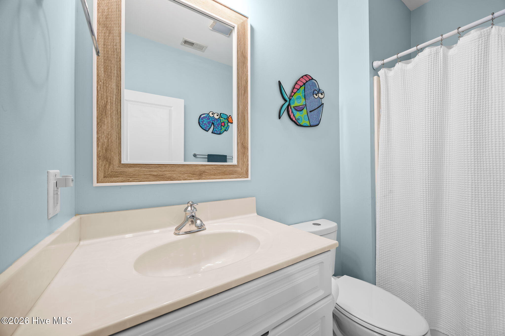 100558969 | Photo 33