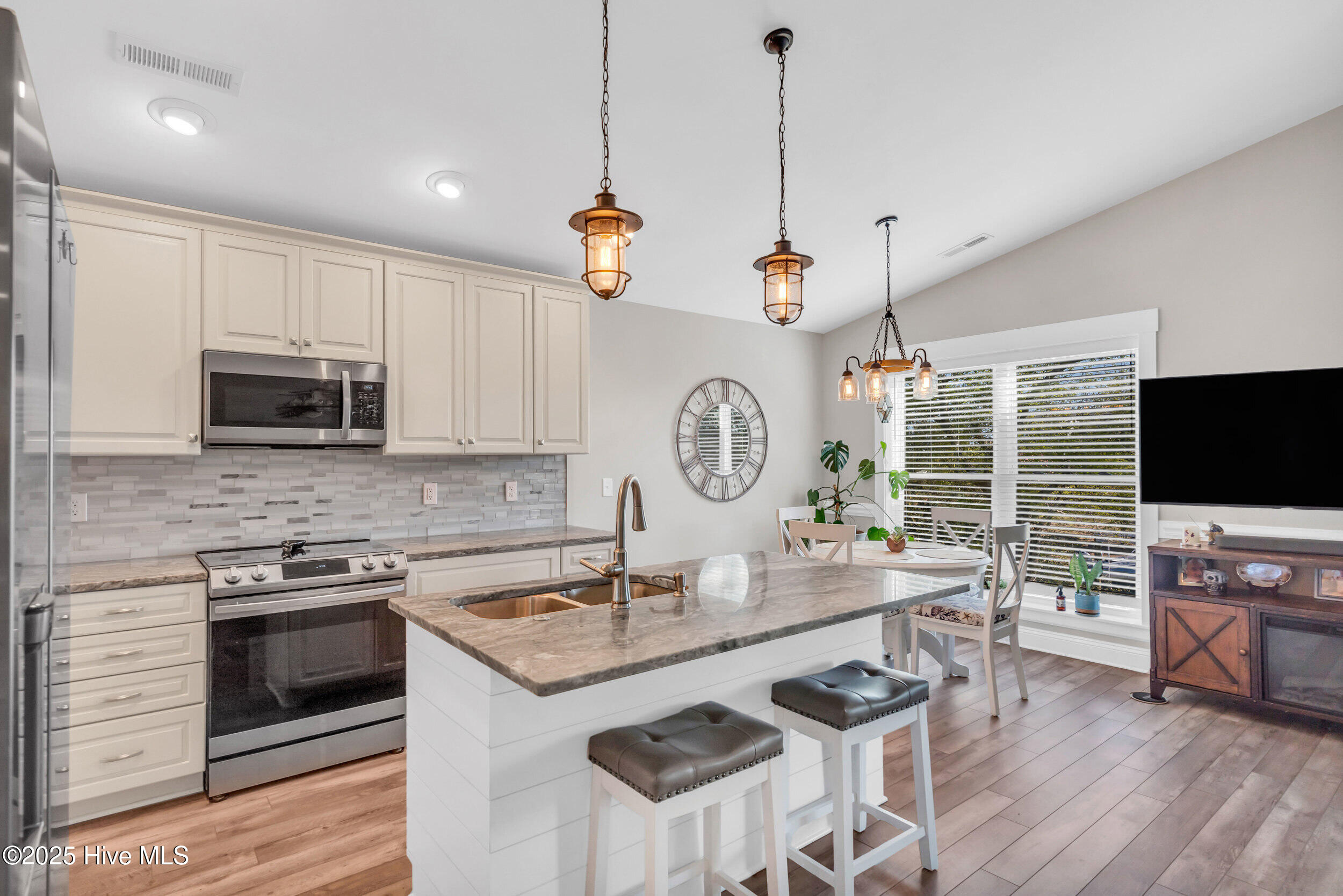 107 SW 25th Street, Oak Island, NC, 28465