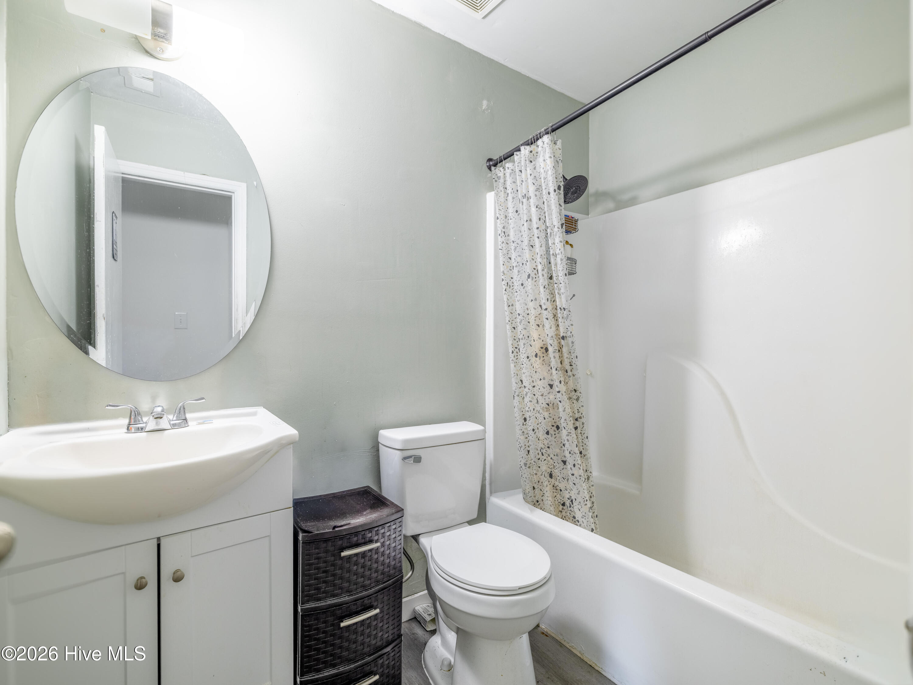 100563699 | Photo 18