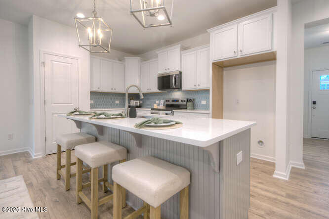 100549572 | Photo 15