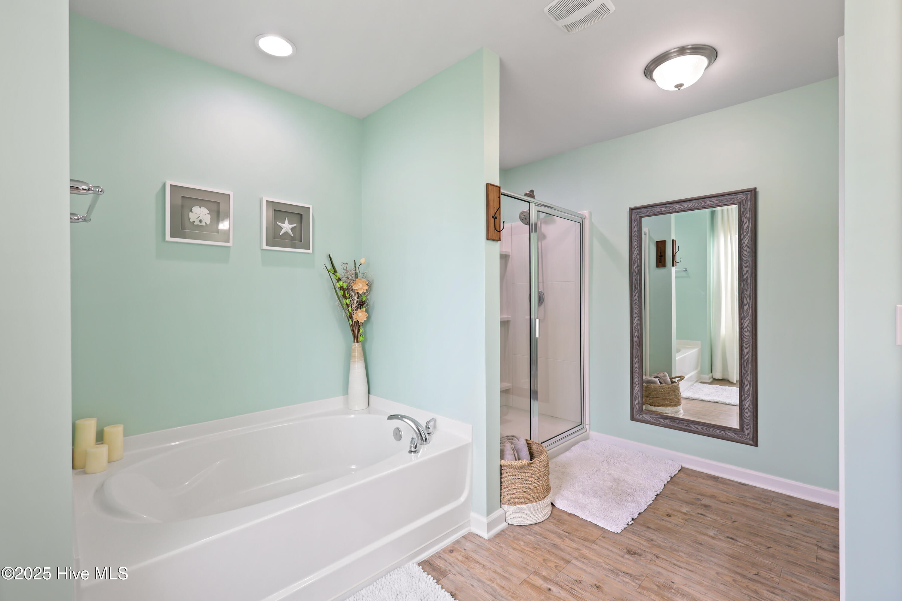 100539239 | Photo 23