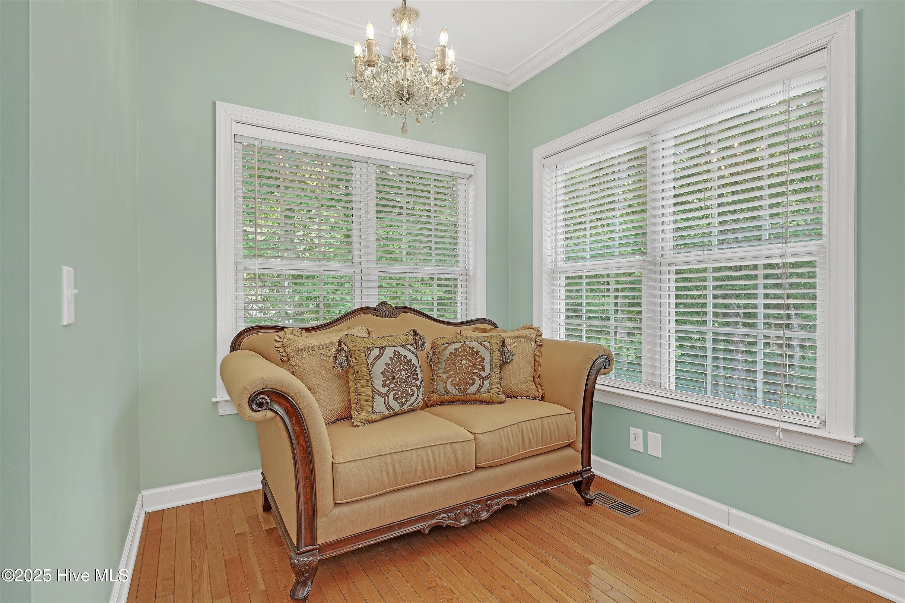 100515294 | Photo 26