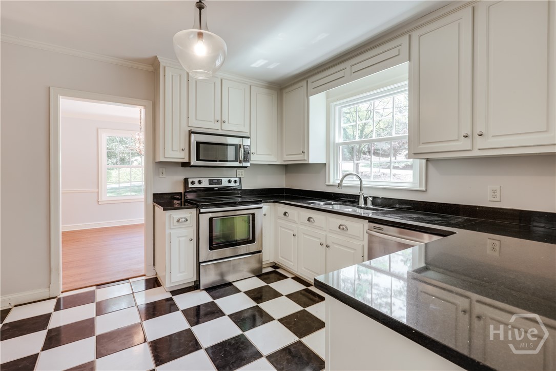 490 McWhorter Drive, Athens, GA 30606 Listing Photo  17