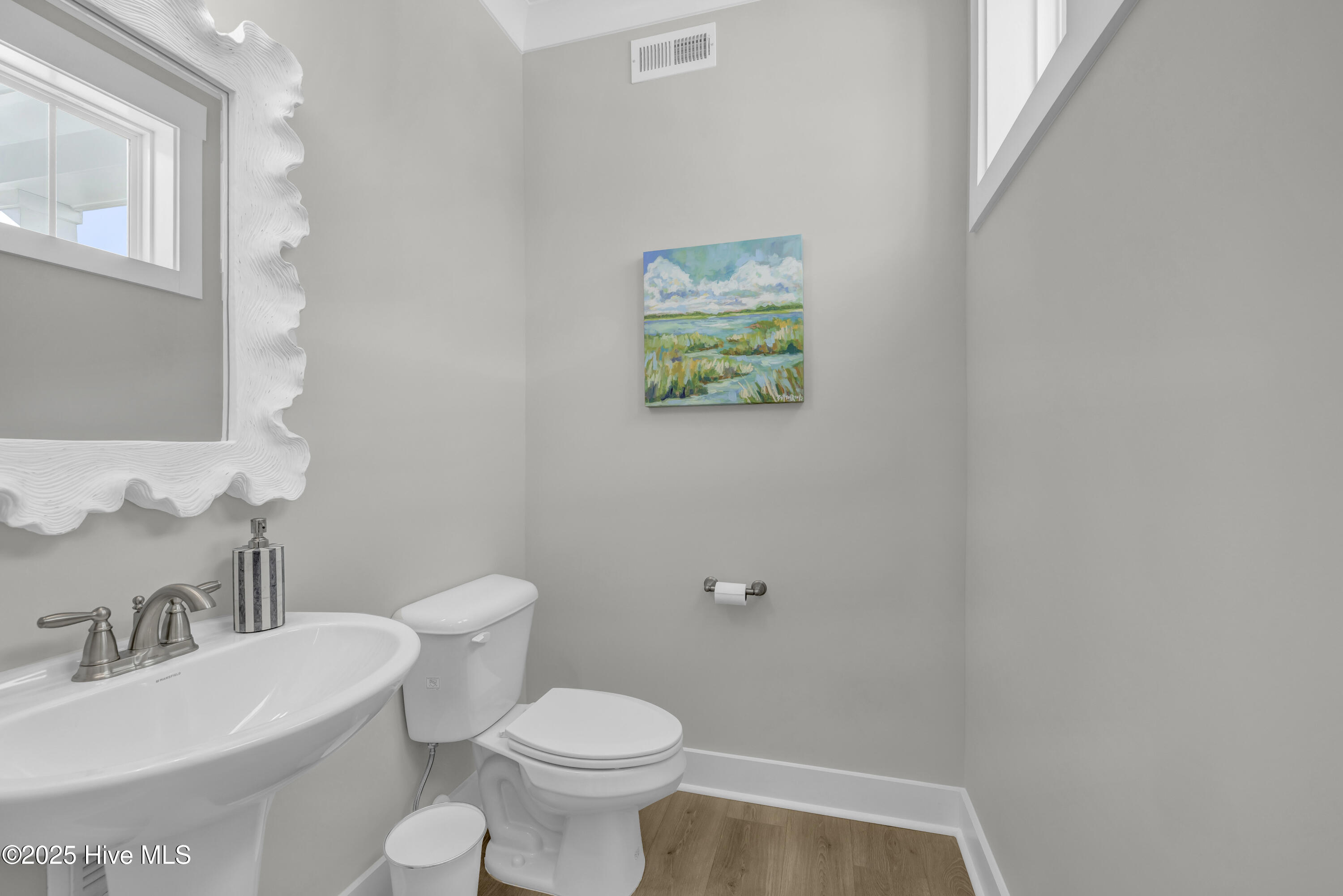 Homes for sale in Wilmington, NC | 4041 Watersail Dr, Wilmington, NC 28409 | MLS# 100541296