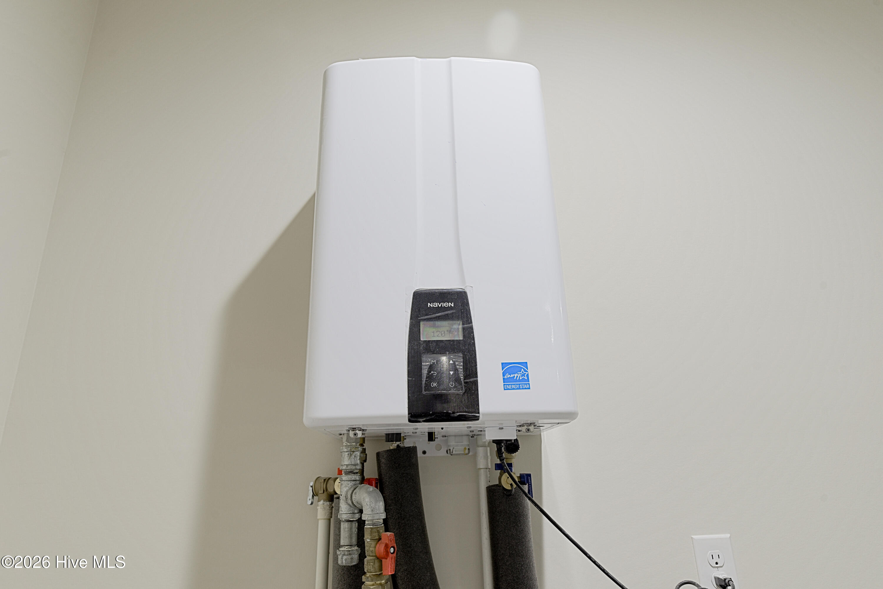 100547113 | Photo 47