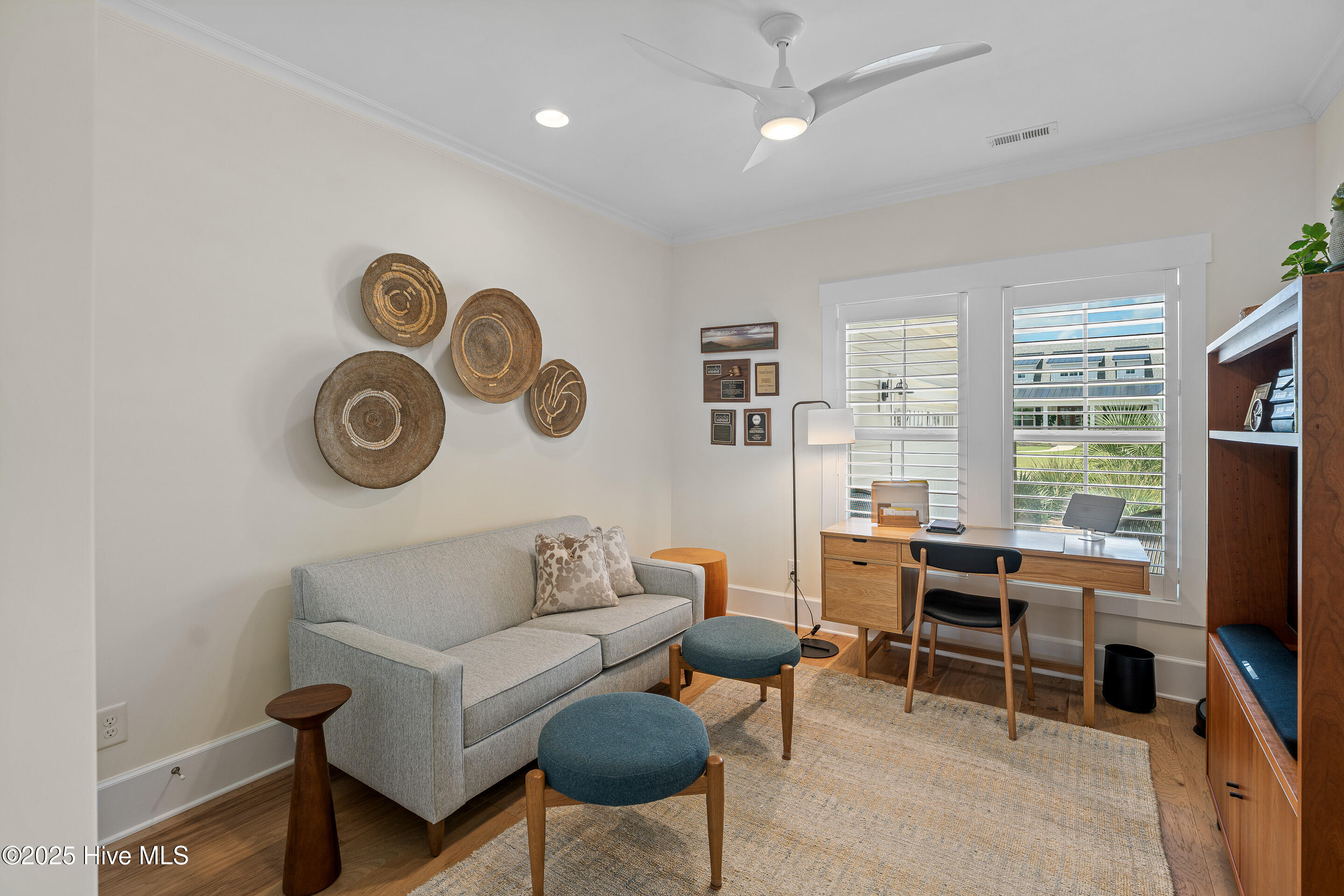 100542822 | Photo 24