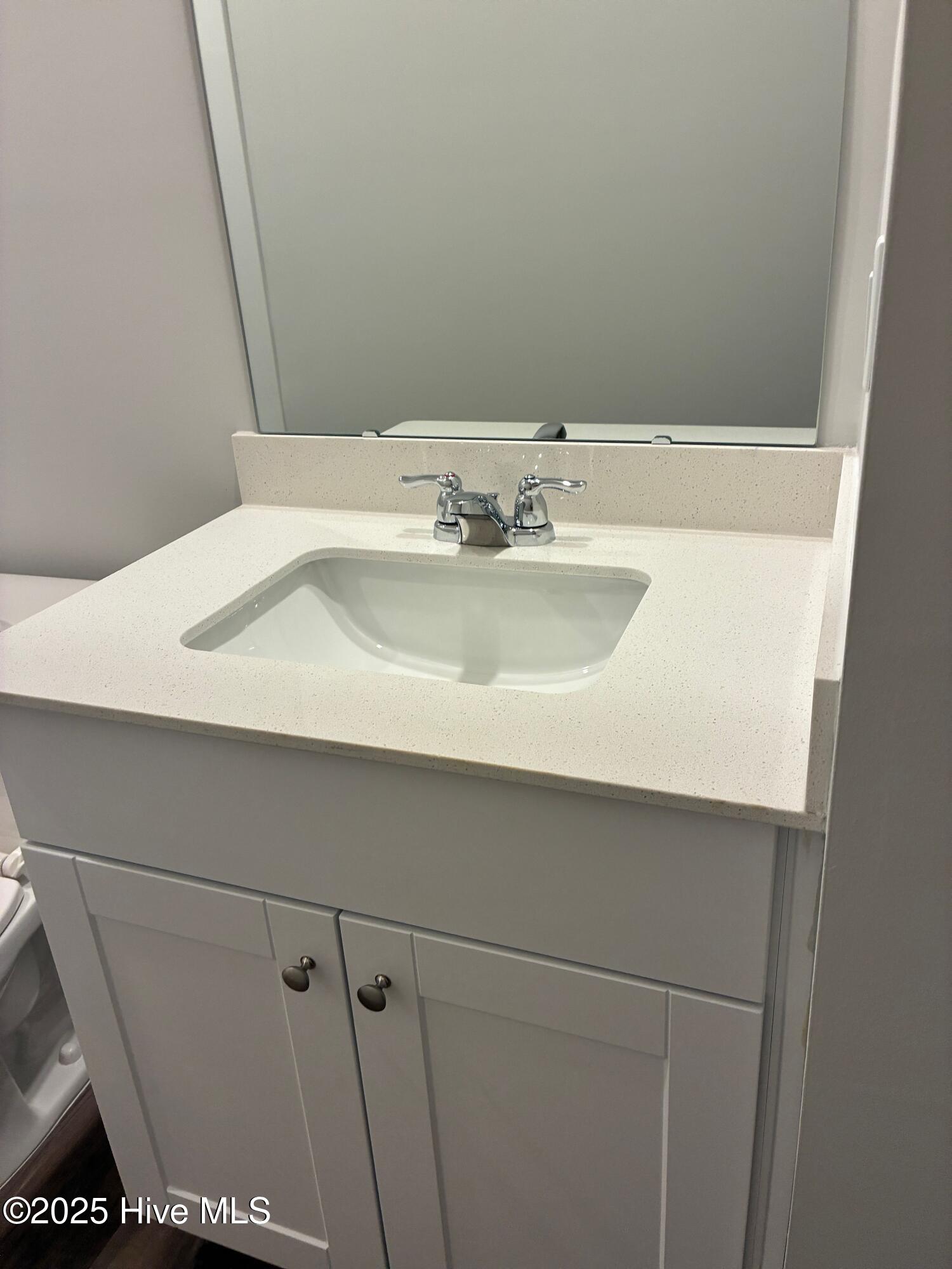 100545572 | Photo 23