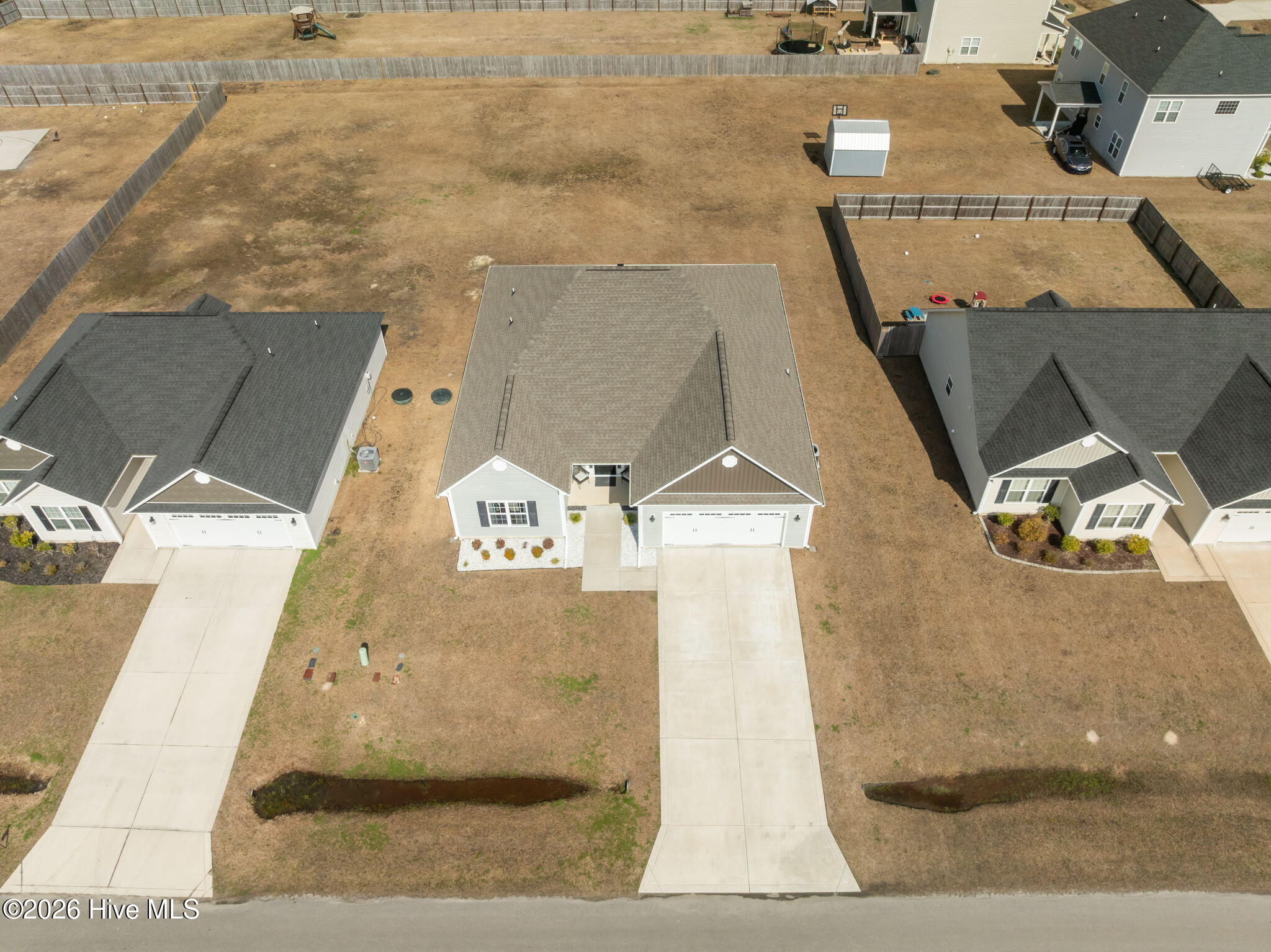 100559692 | Photo 36