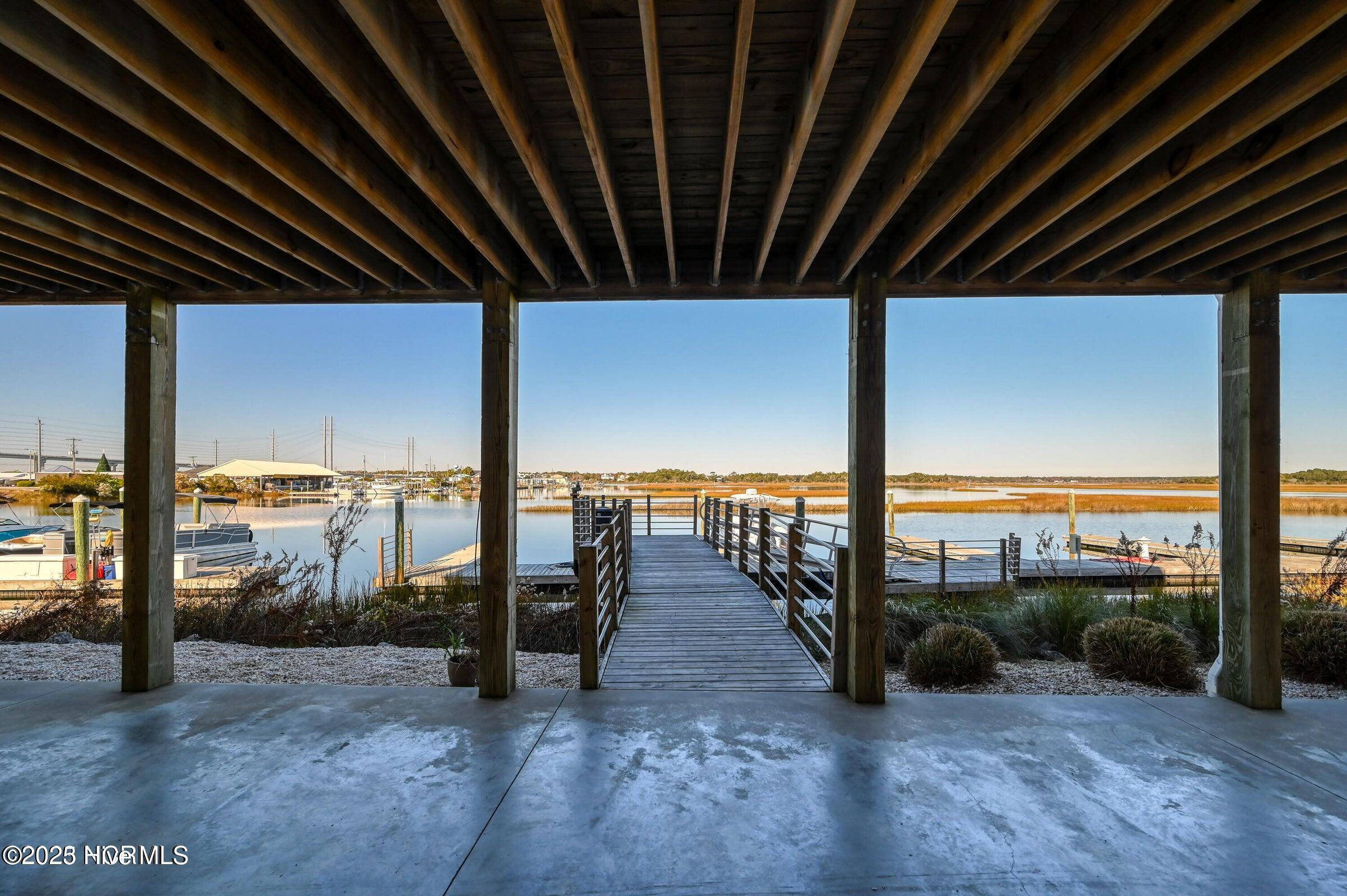 100514575 | Photo 22