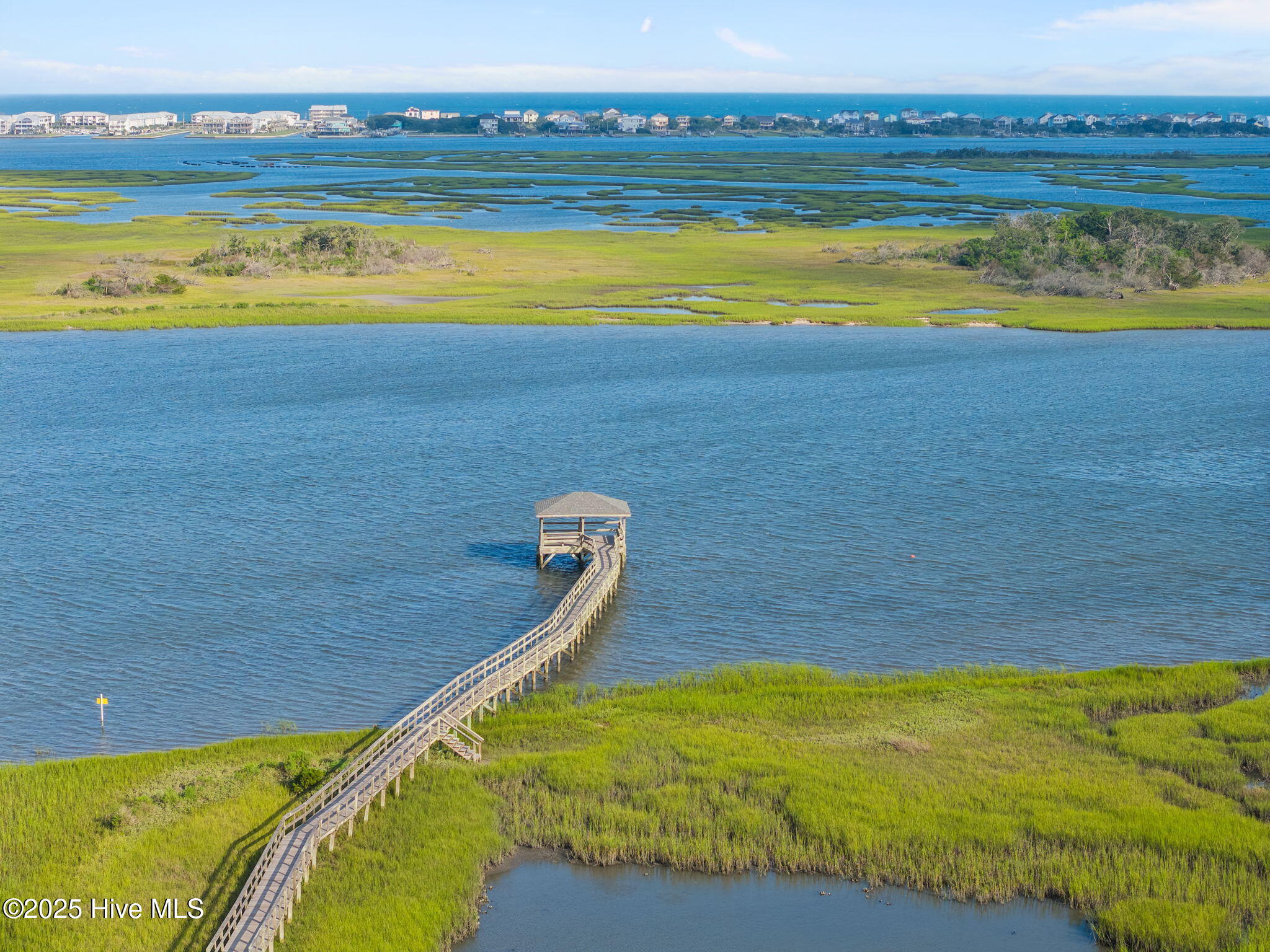 100518834 | Photo 57