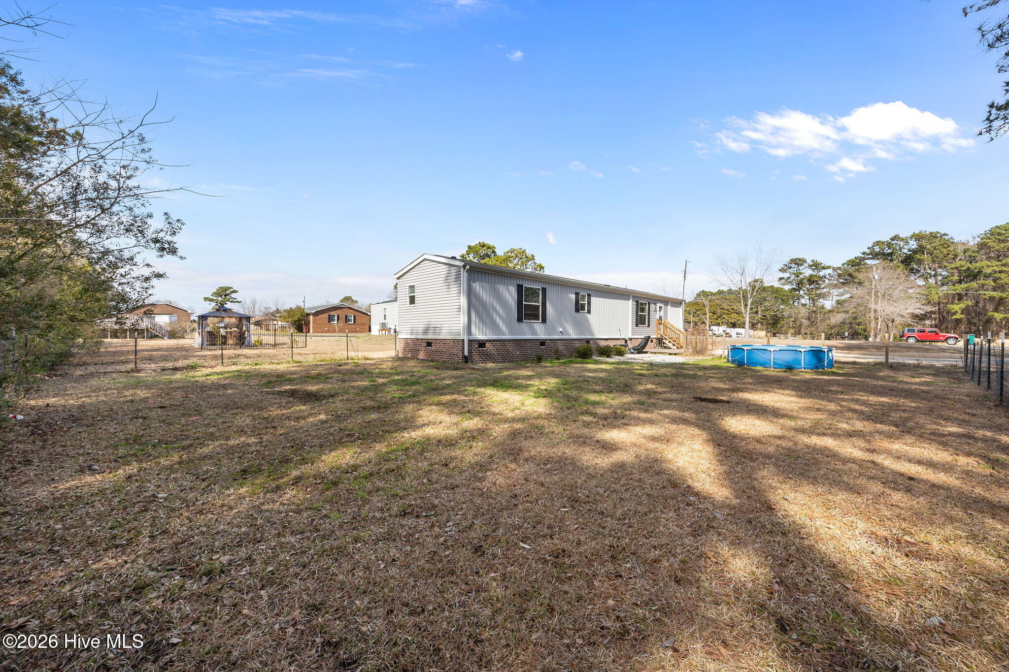 100558826 | Photo 26