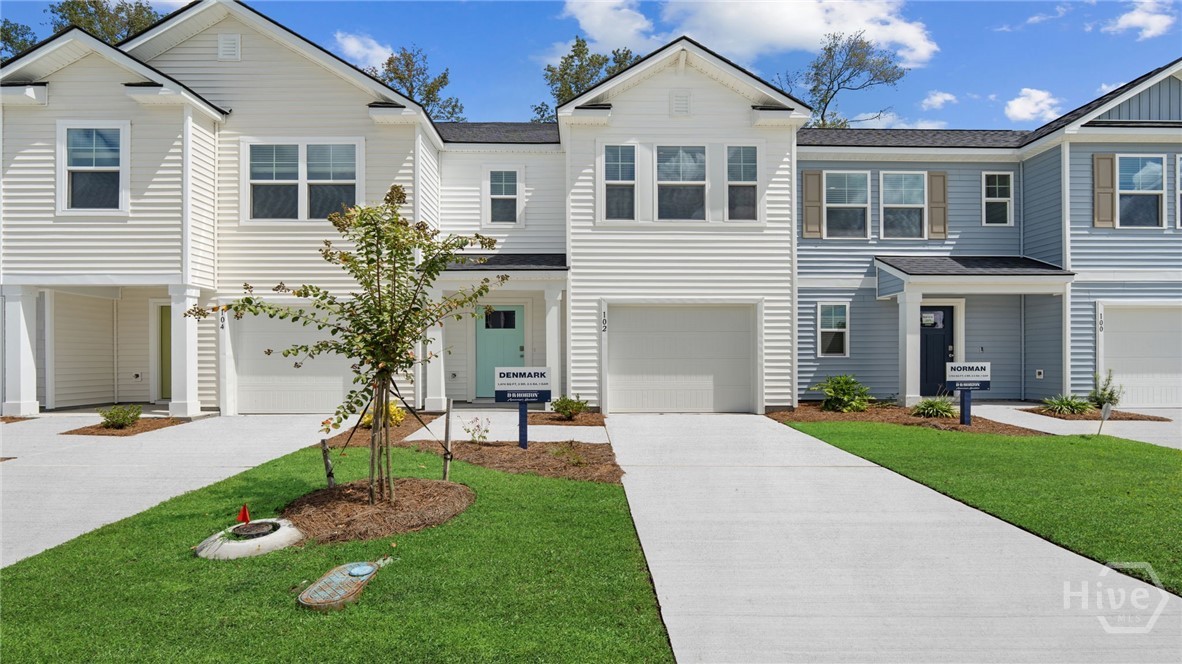 Photo 1 of Townhouse for sale at 105 Gardens Dr, Brunswick, GA 31525 | MLS# SA347497 | Listing updated on 2026-09-21