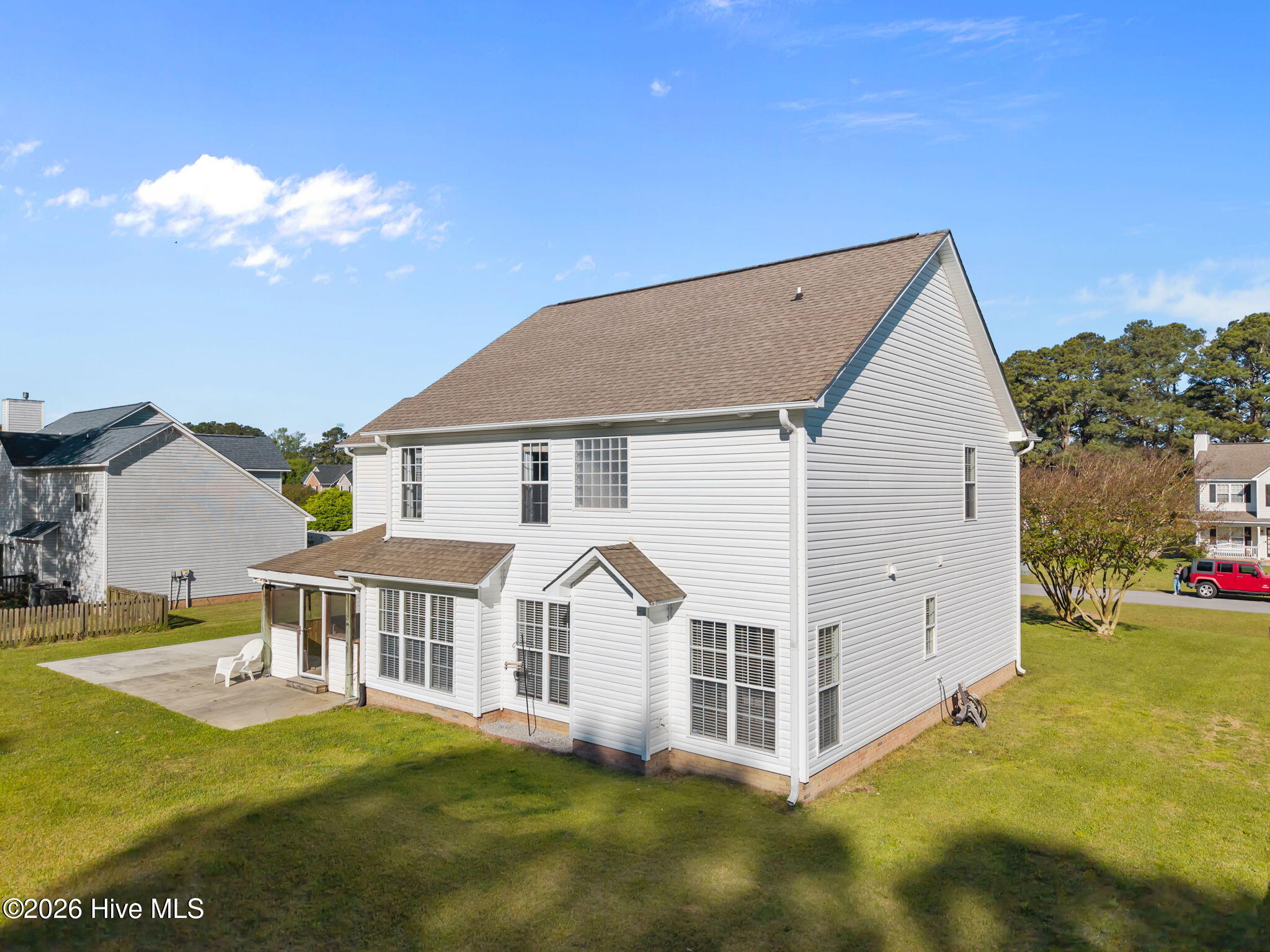 100566788 | Photo 39