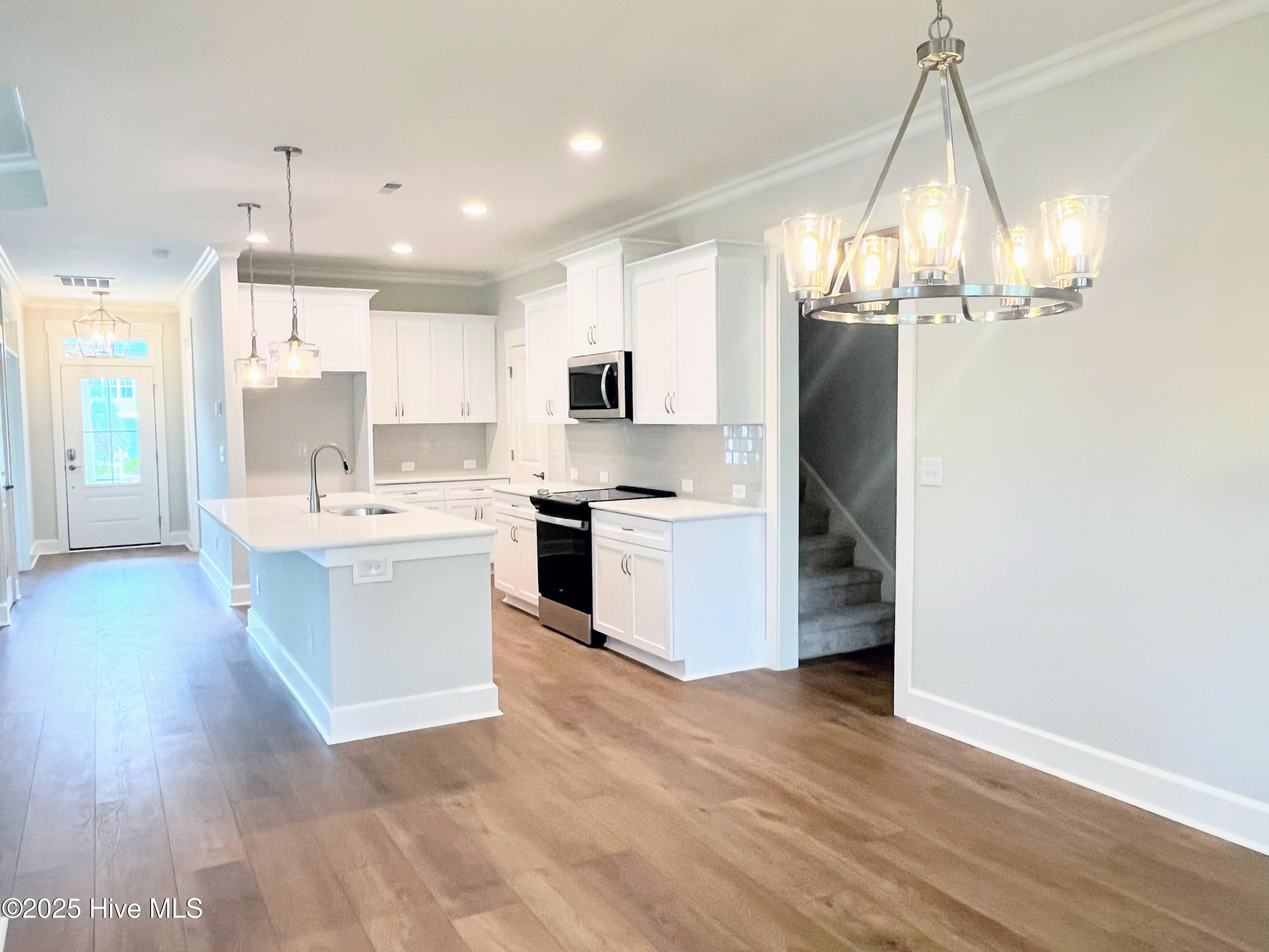 9002 Ocean Harbour Golf Club Road SW, Calabash, NC 28467 – photo 5: Kichen & Dining