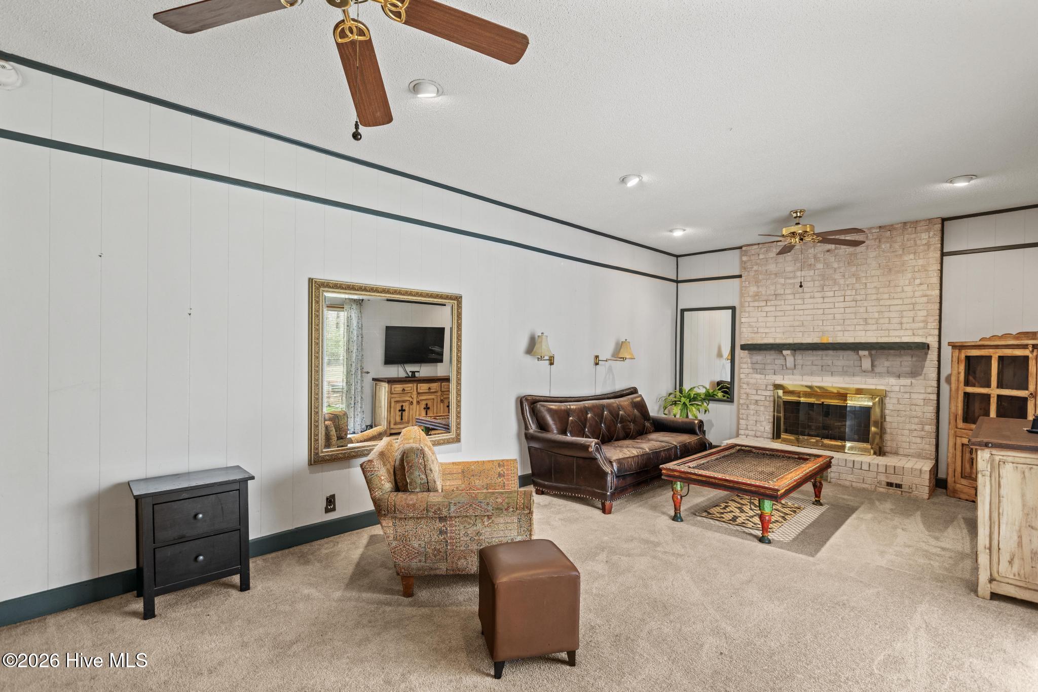 100560657 | Photo 12