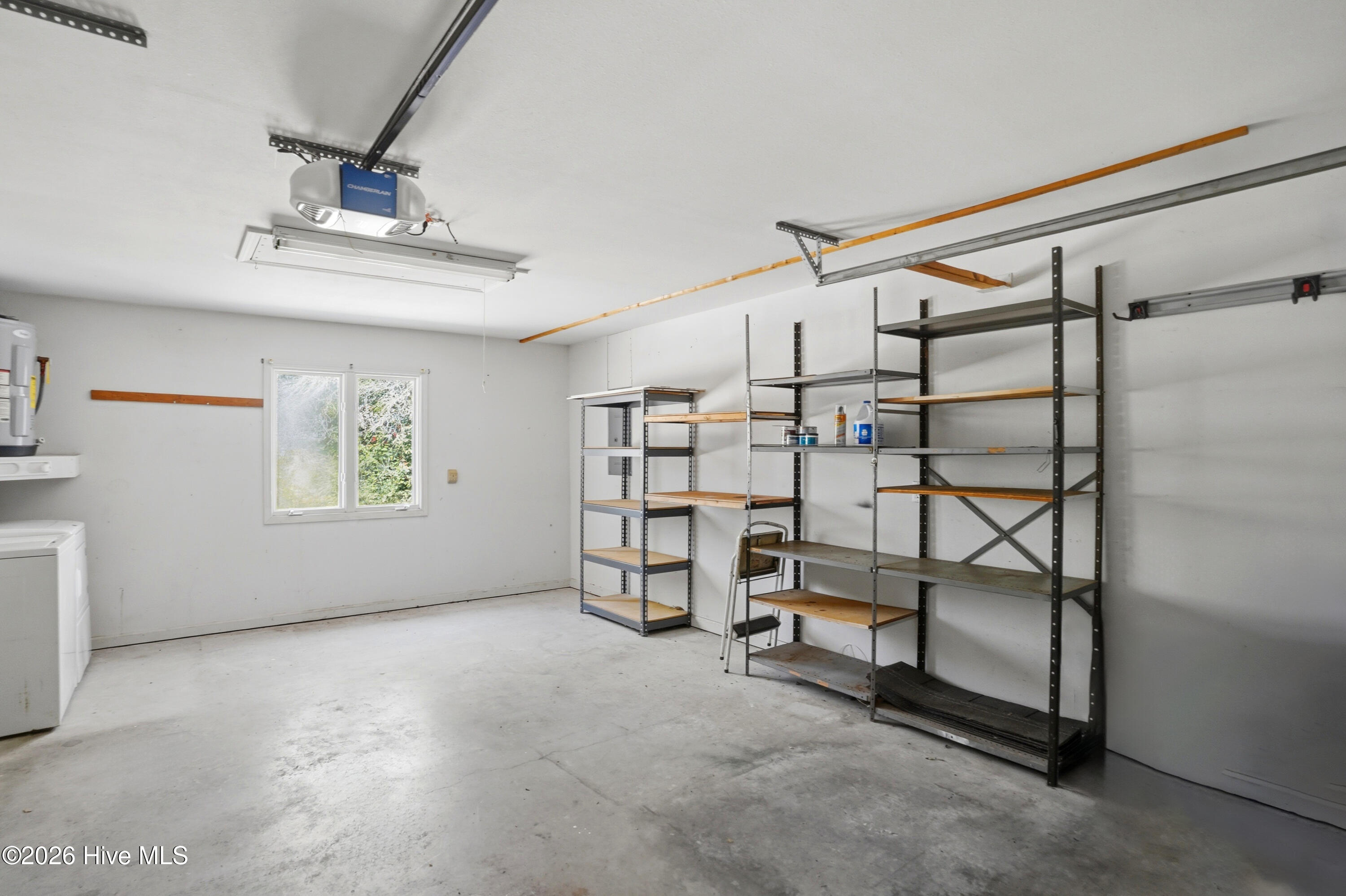 100564154 | Photo 25