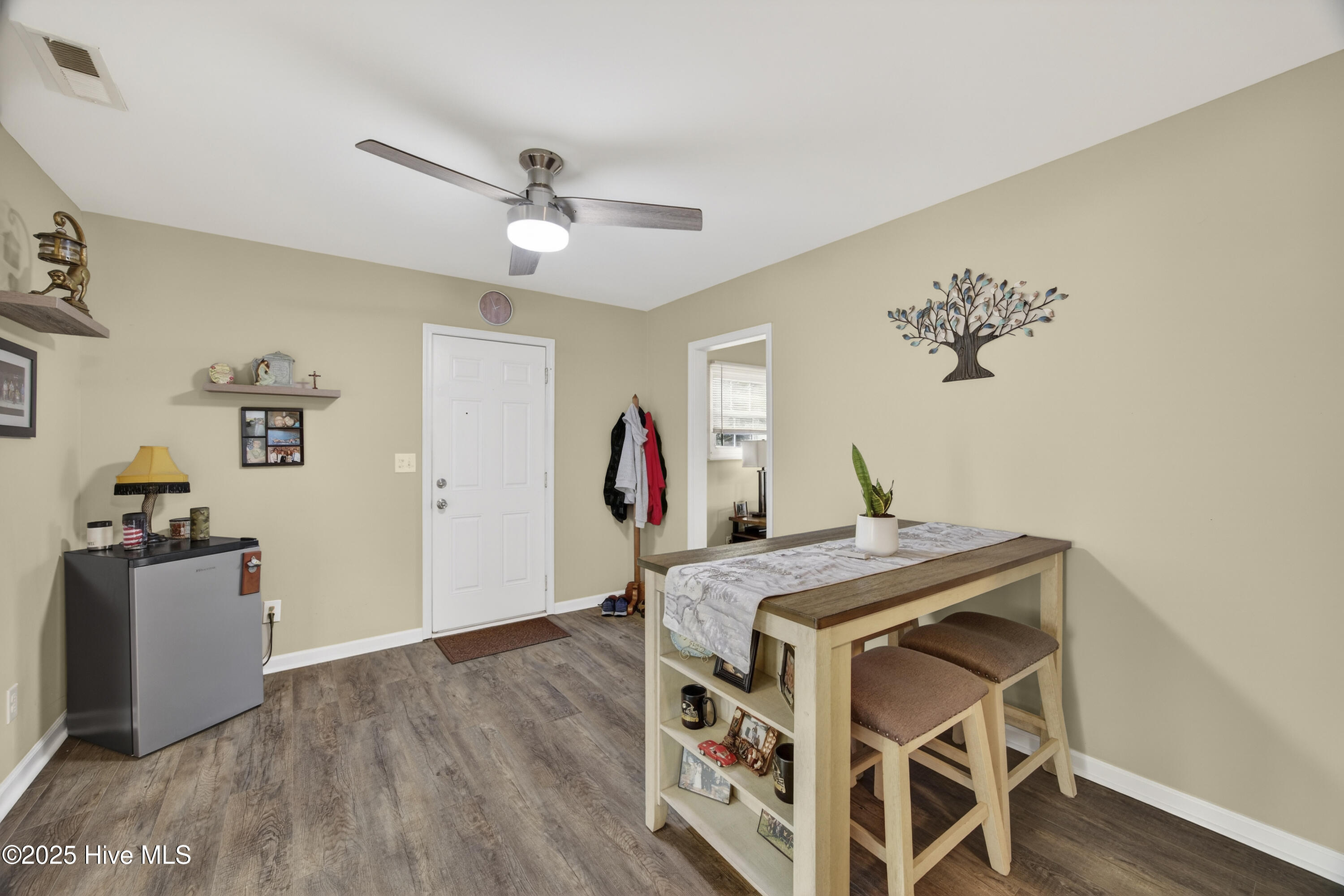 100544065 | Photo 19