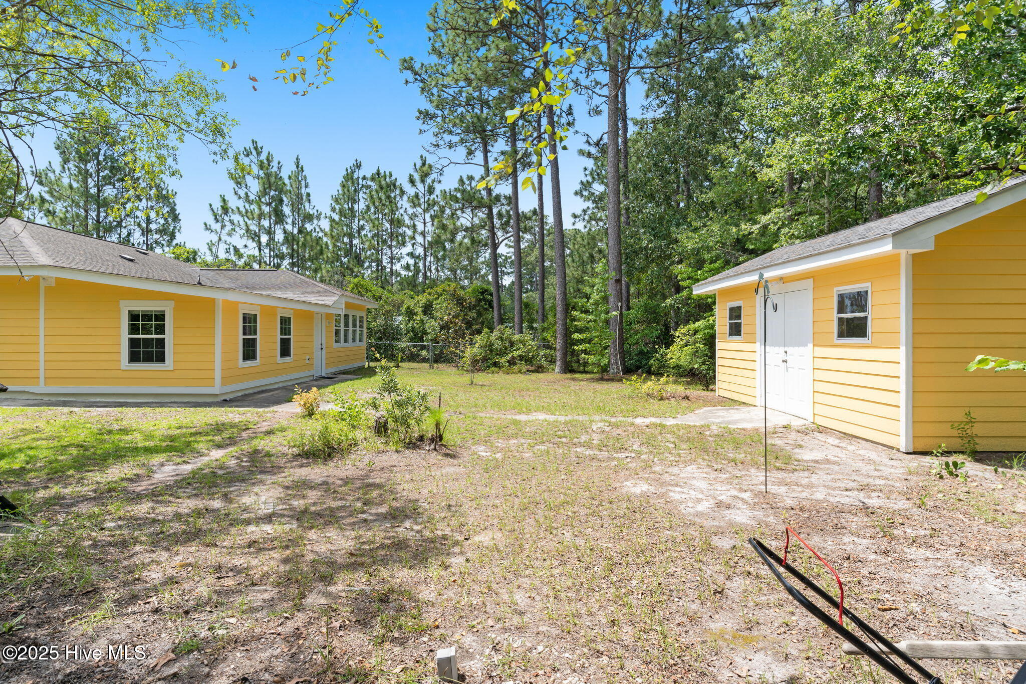 100551974 | Photo 37