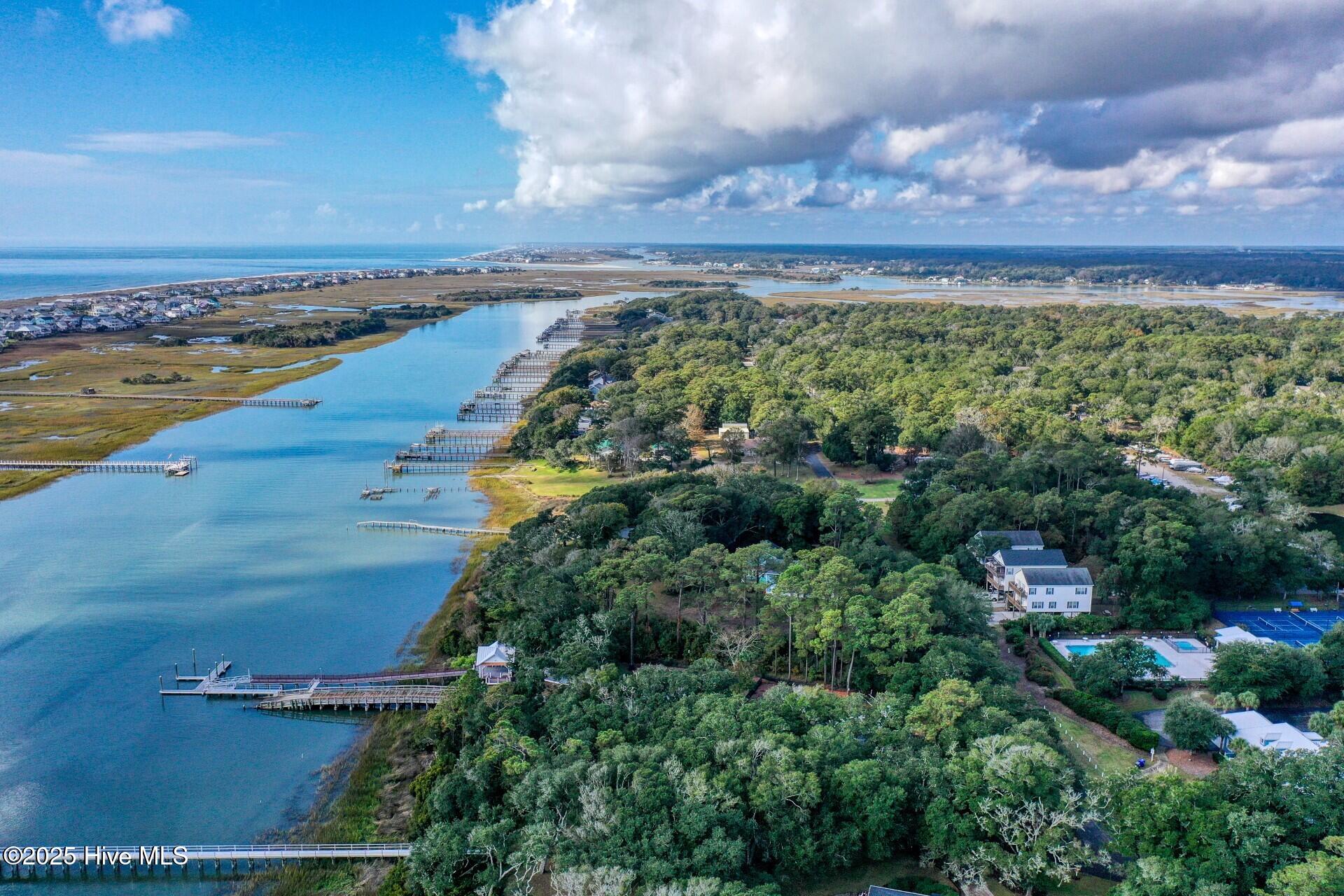 100543338 | Photo 33