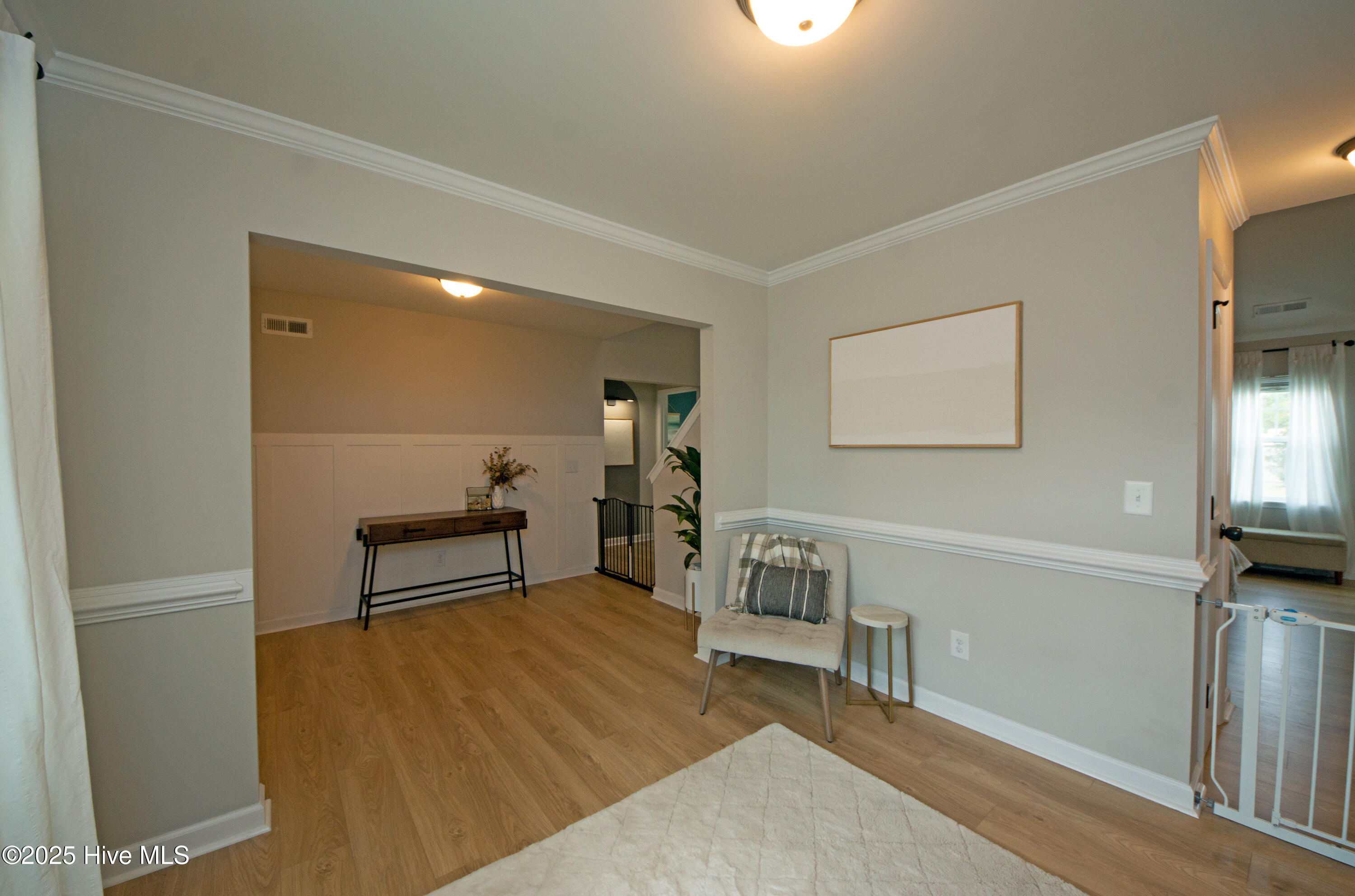 100539129 | Photo 12