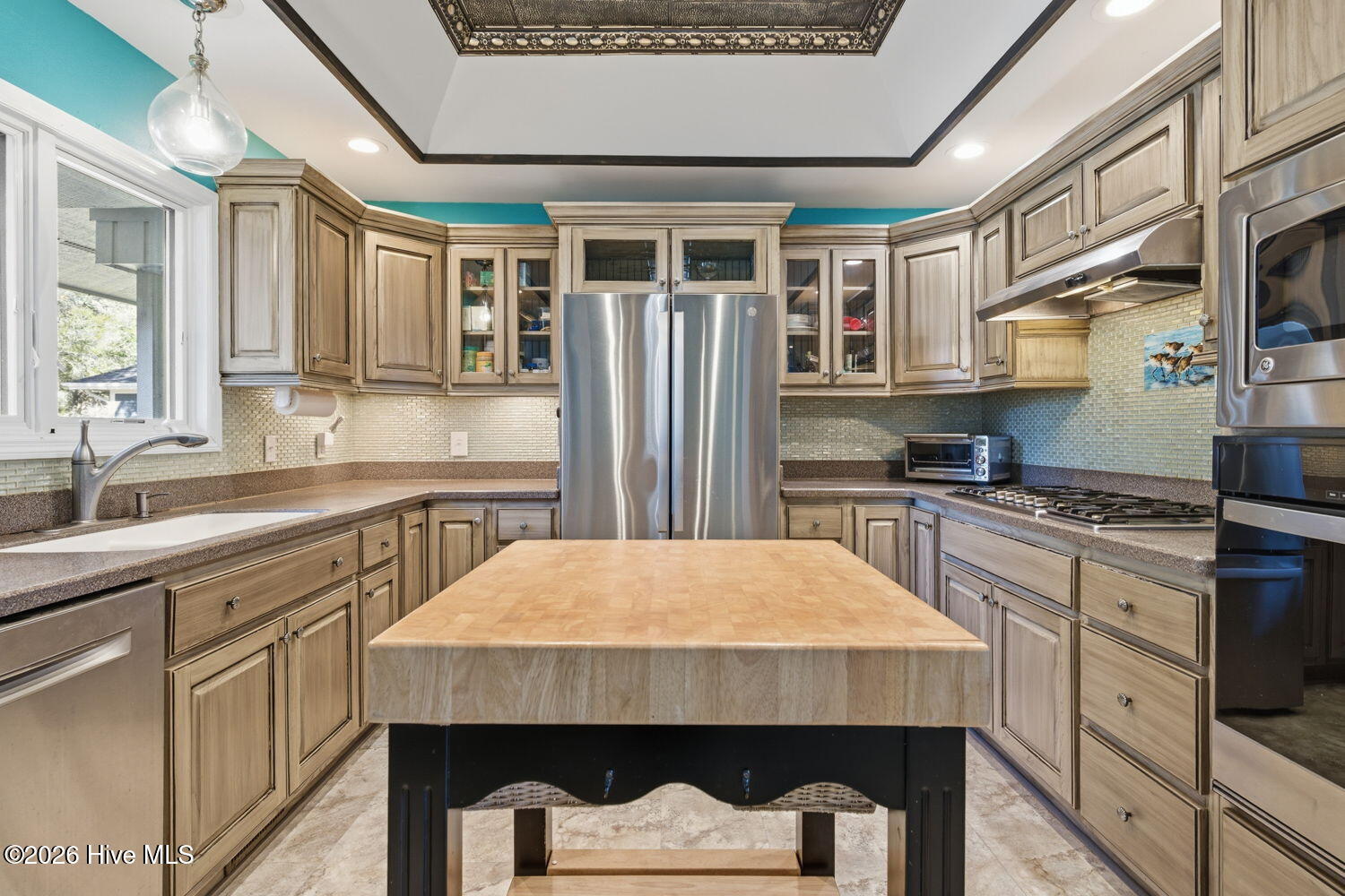 100555679 | Photo 17