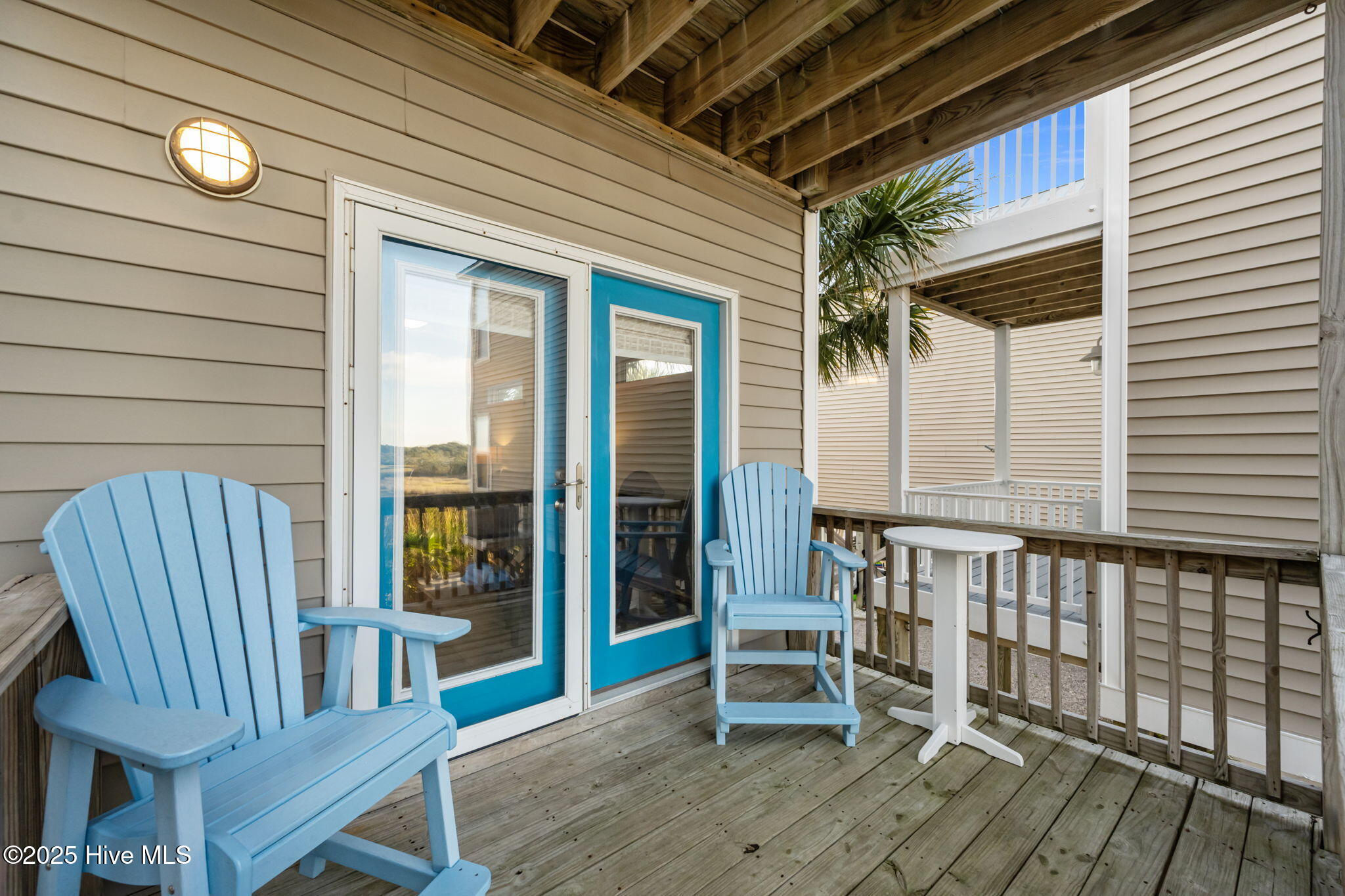 100537897 | Photo 37