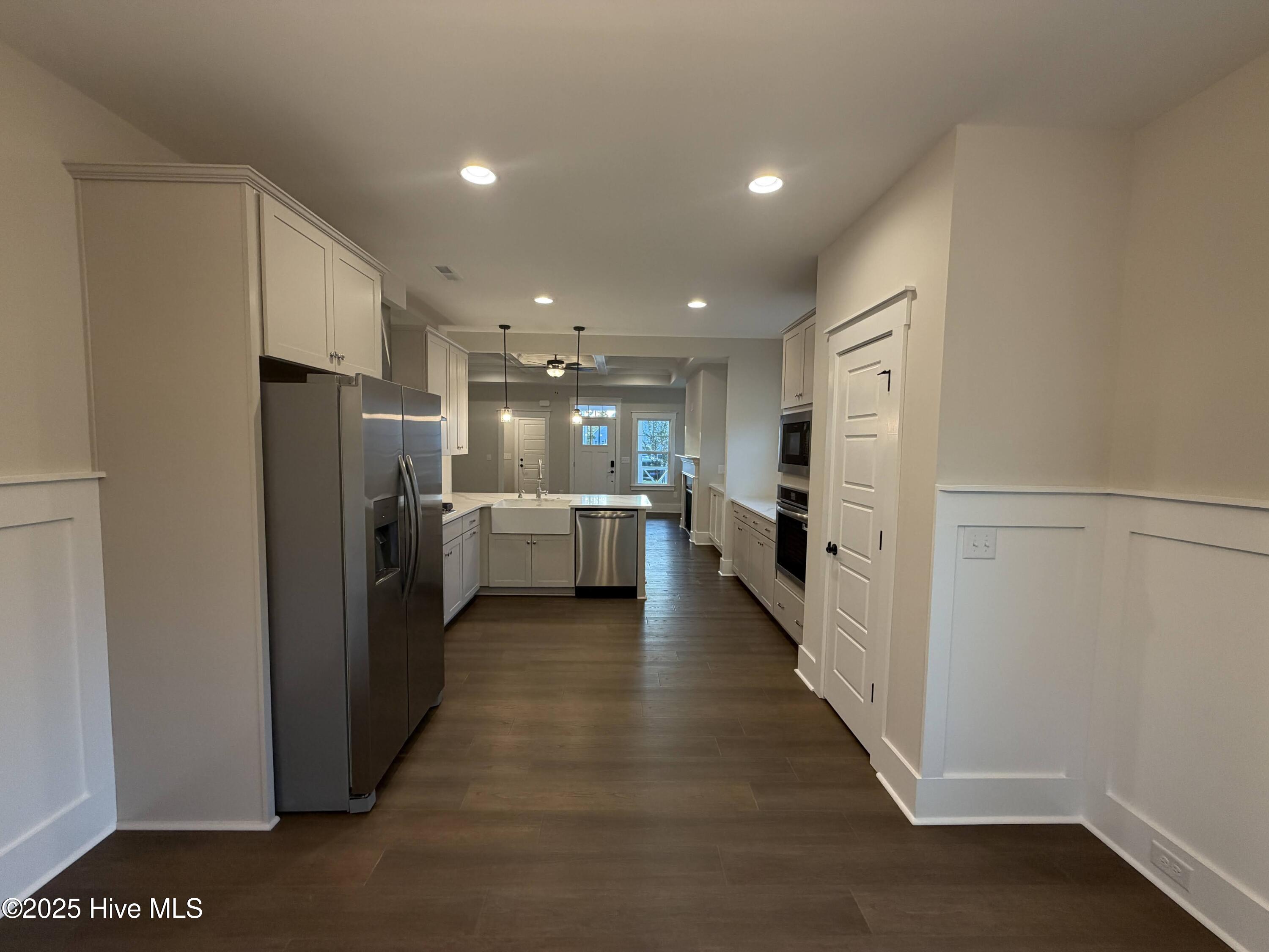 100521695 | Photo 15