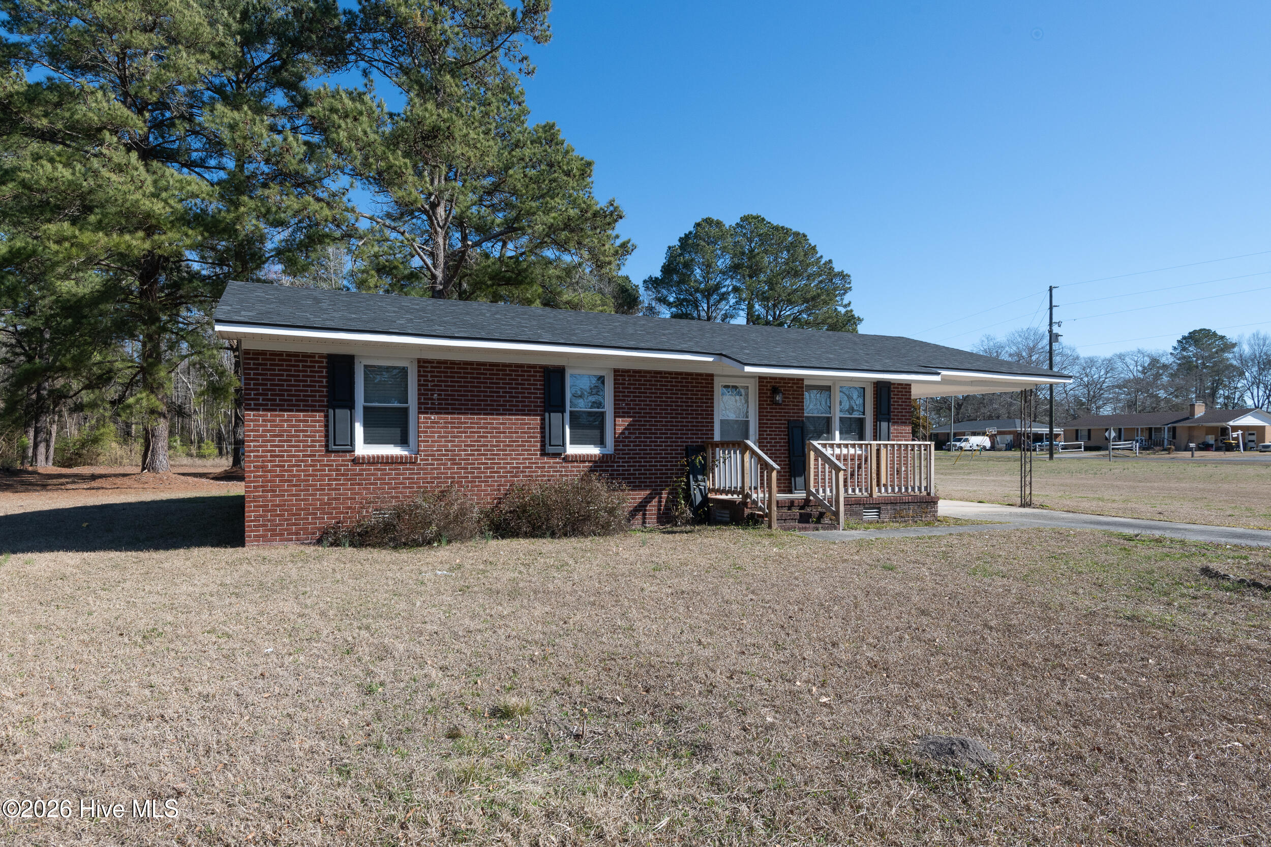 Homes for sale in Grifton, NC | 4580 Kay Cir, Grifton, NC 28530 | MLS# 100552181