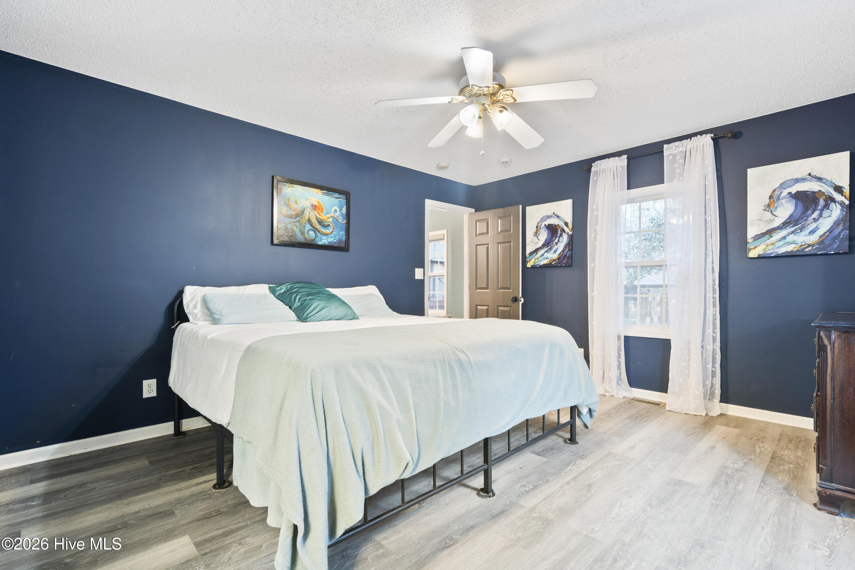 100551762 | Photo 22