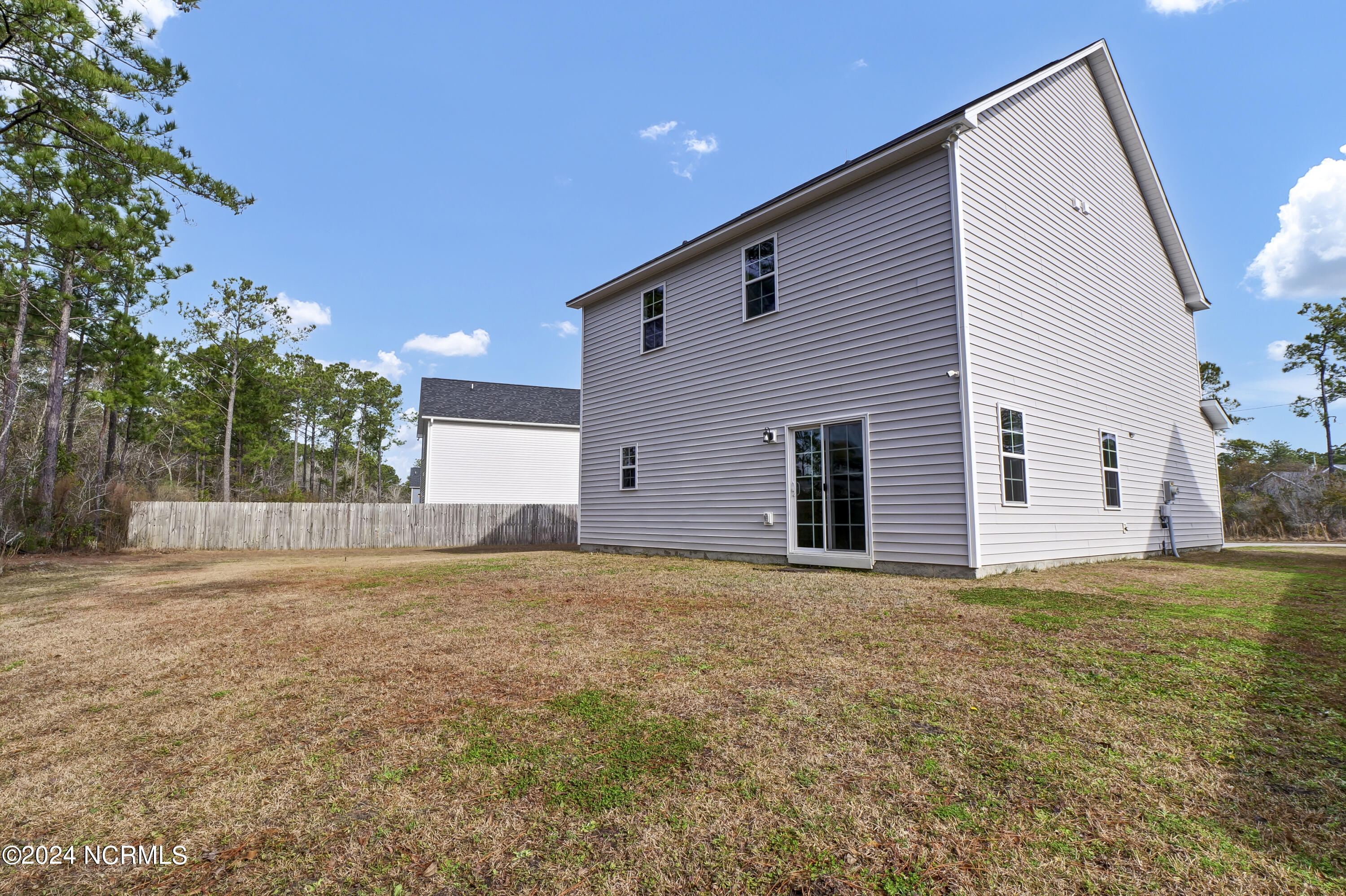 100552526 | Photo 25